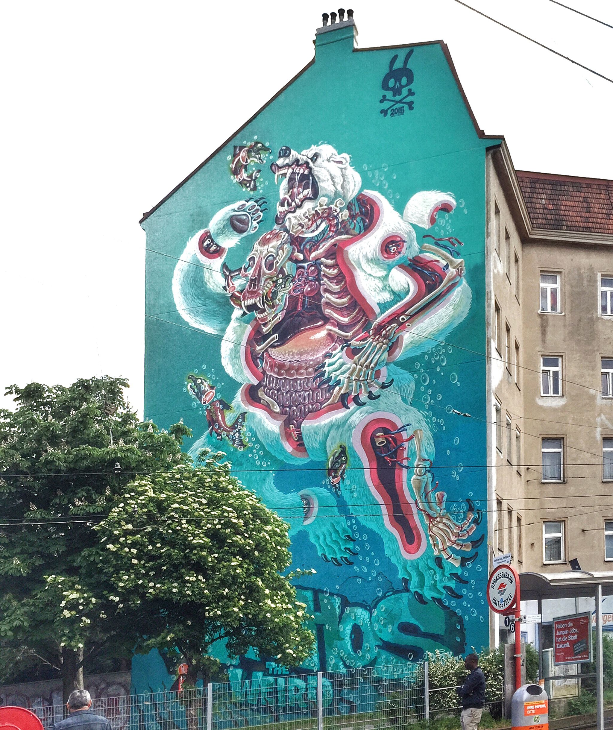 Nychos&mdash;Dissection of a polarbear