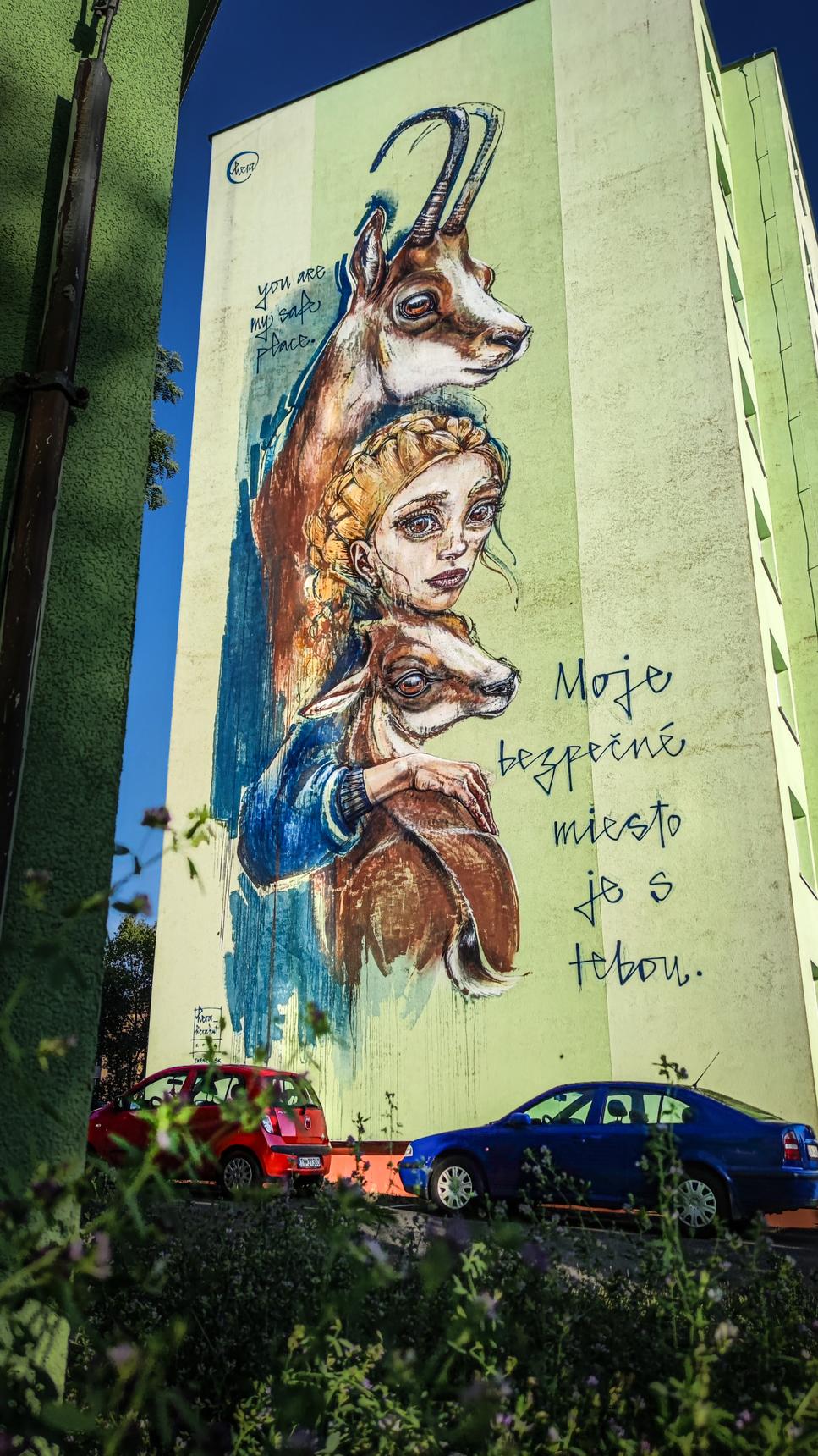 Hera of Herakut—Moje bezpečné miesto je s tebou (You are my safe place)