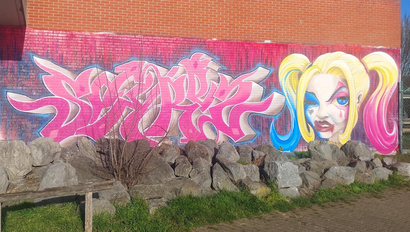 —Legal wall Spuikom
