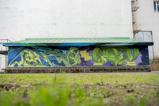 Akue x Shozy Graffiti