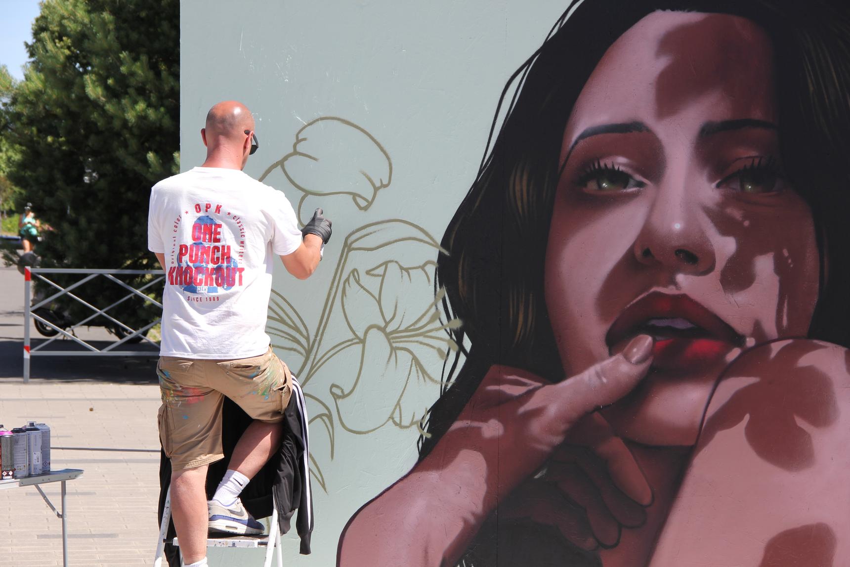 Dirtysix—240 STREET #3