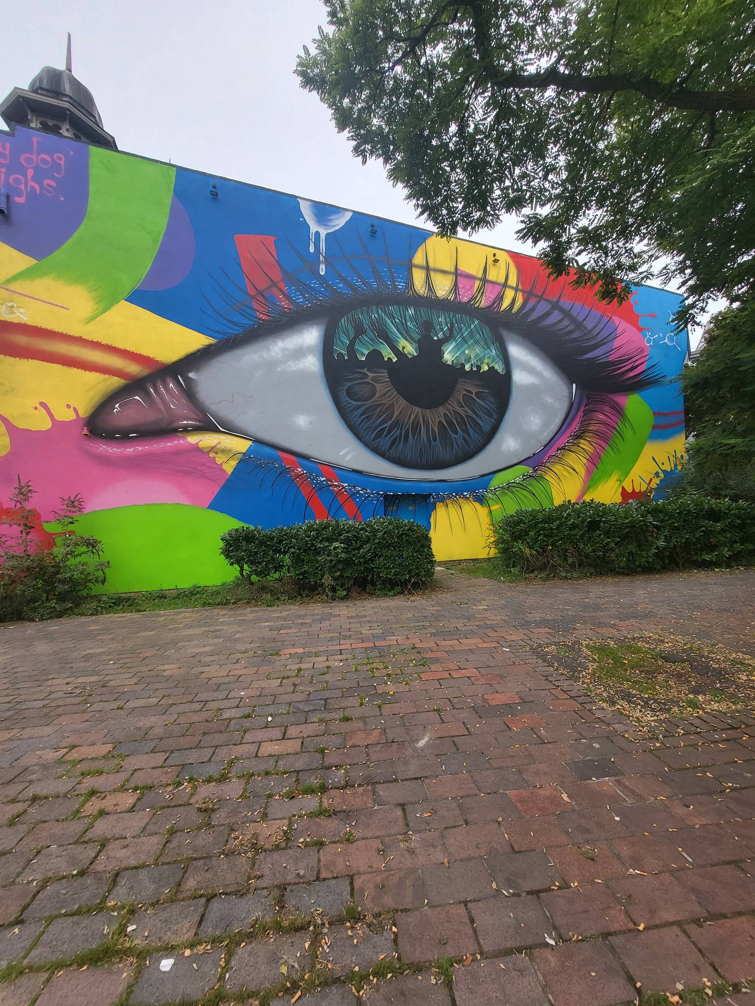 My Dog Sighs&mdash;Astoria 