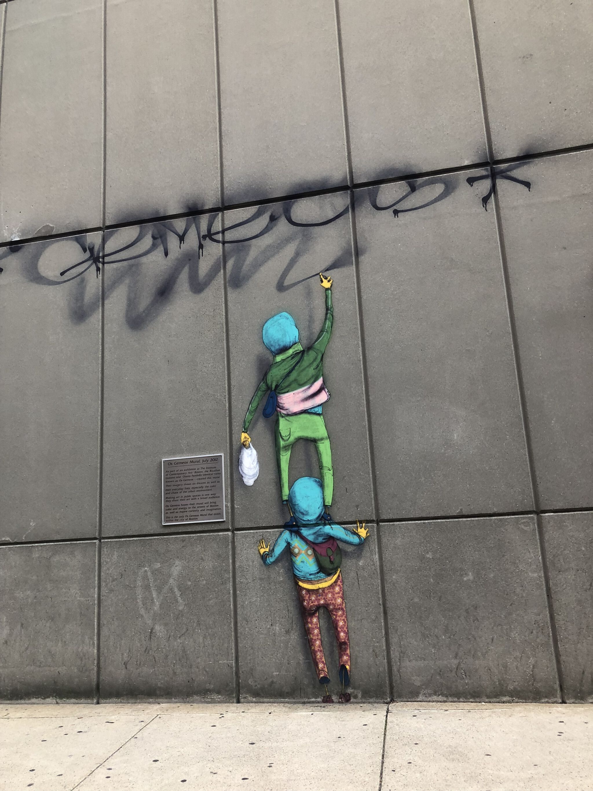 Os Gemeos&mdash;Two graffiti guys 