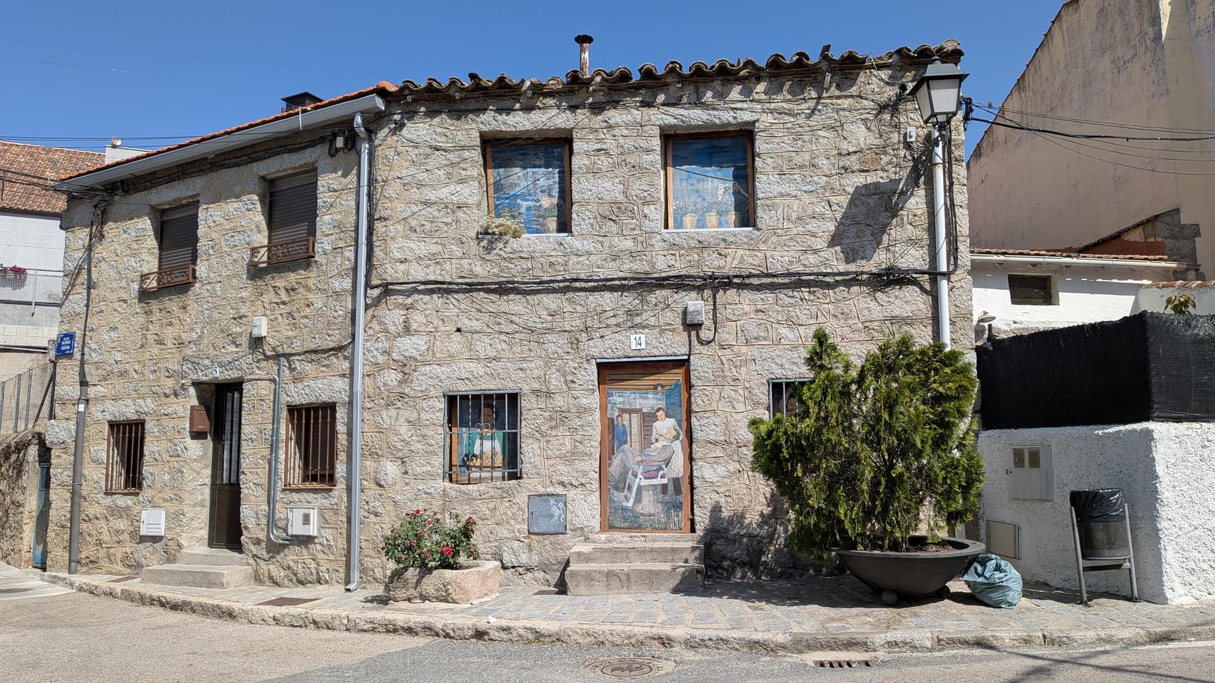 Elena Parlange—Casas vivas