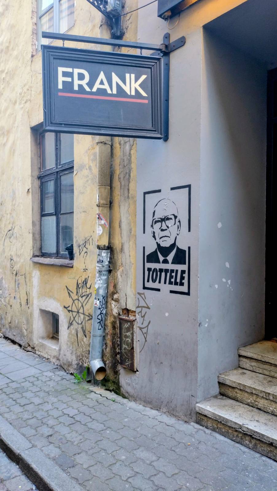 Plan B—Tottele