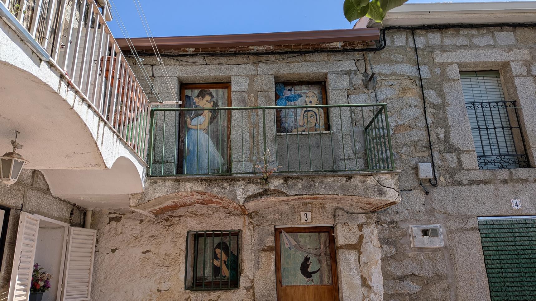 Elena Parlange—Casas vivas