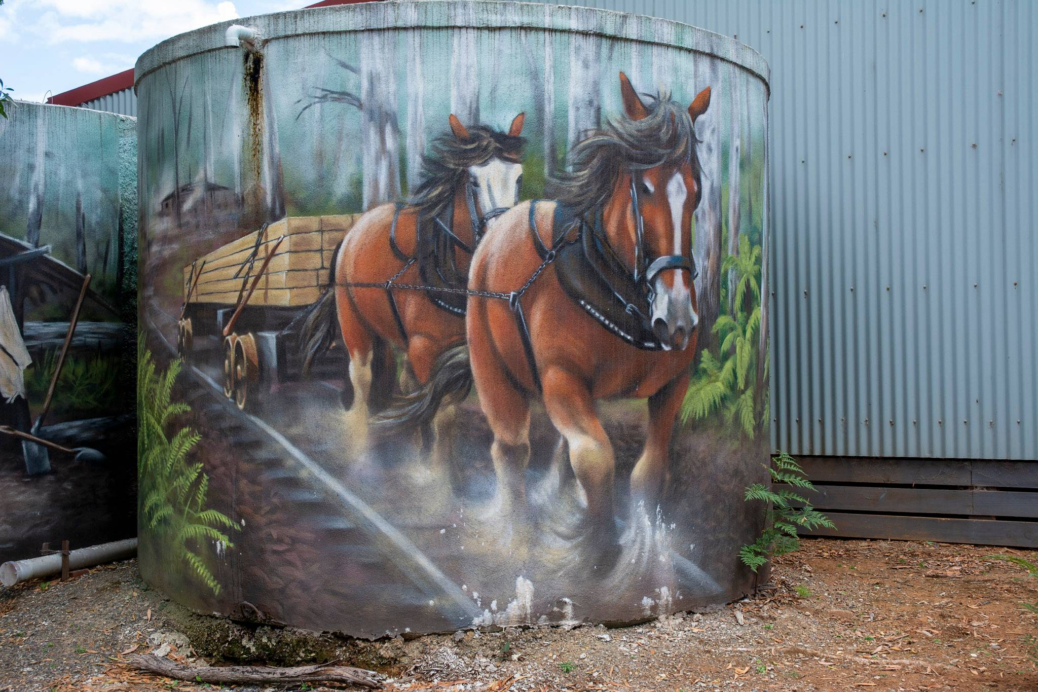 Tim Bowtell, Tim Honey&mdash;Kinglake Historical Murals