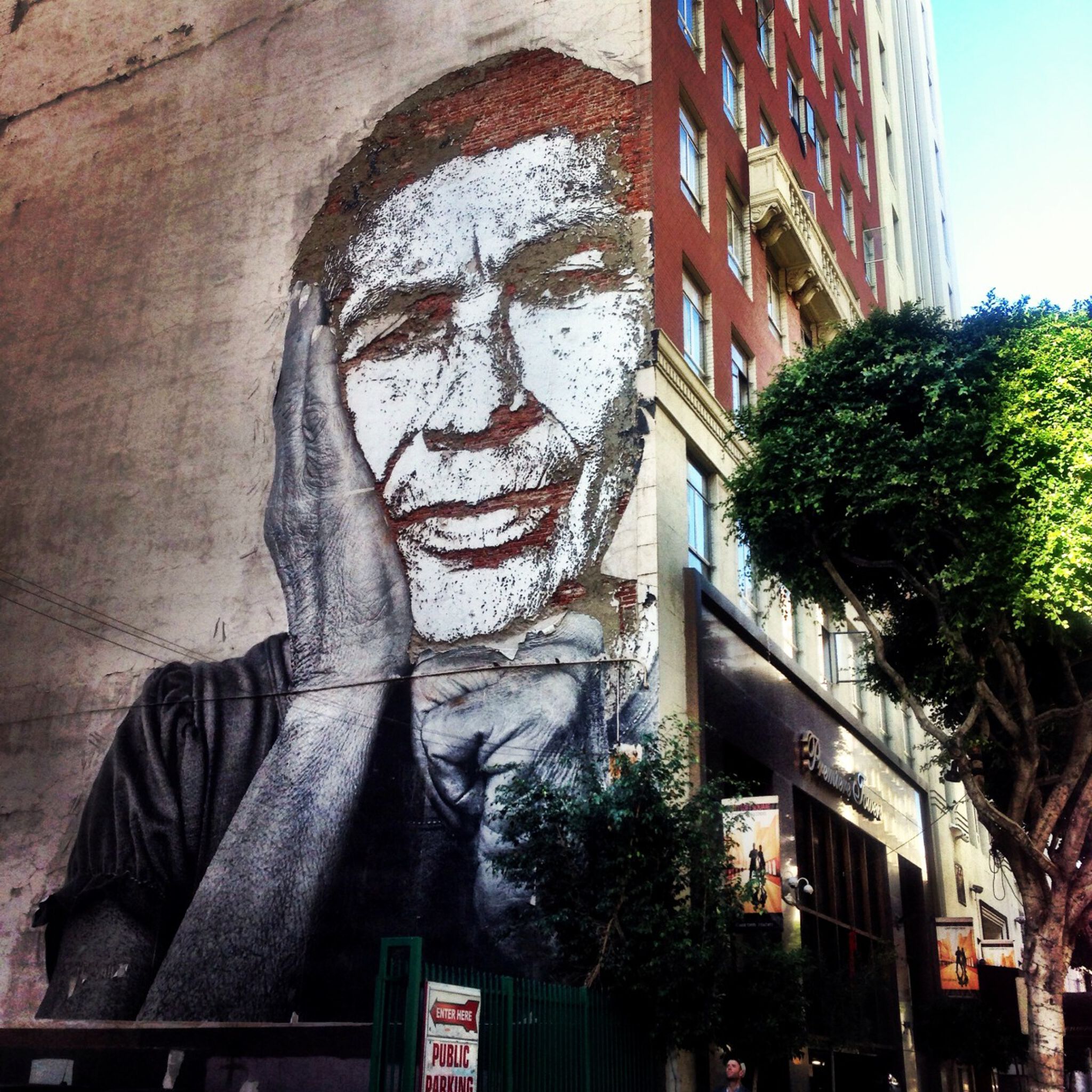 JR, Vhils&mdash;Wrinkles Of The City