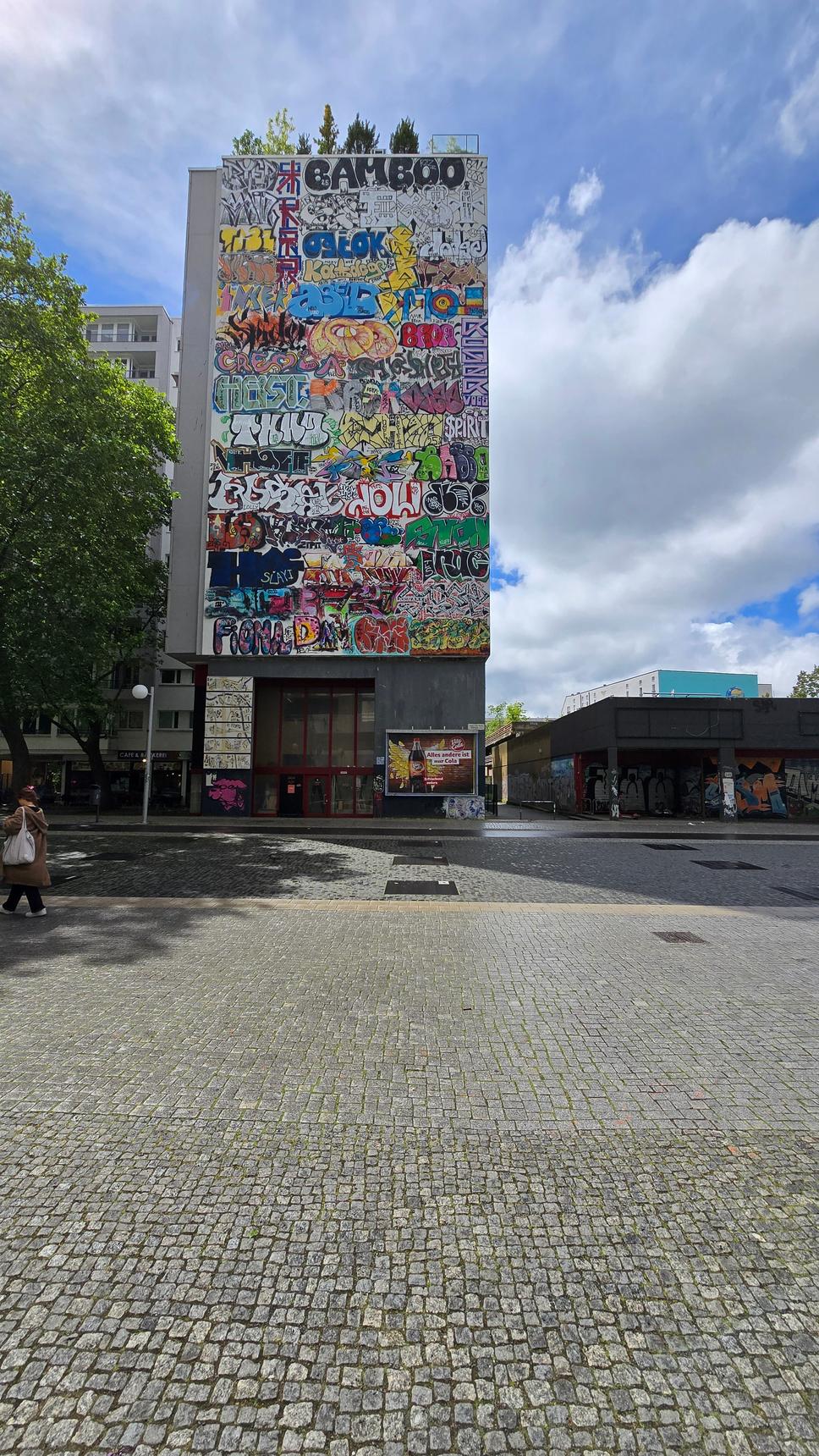 @bigtimebrad, Brad Downey—Vandalism - a social sculpture