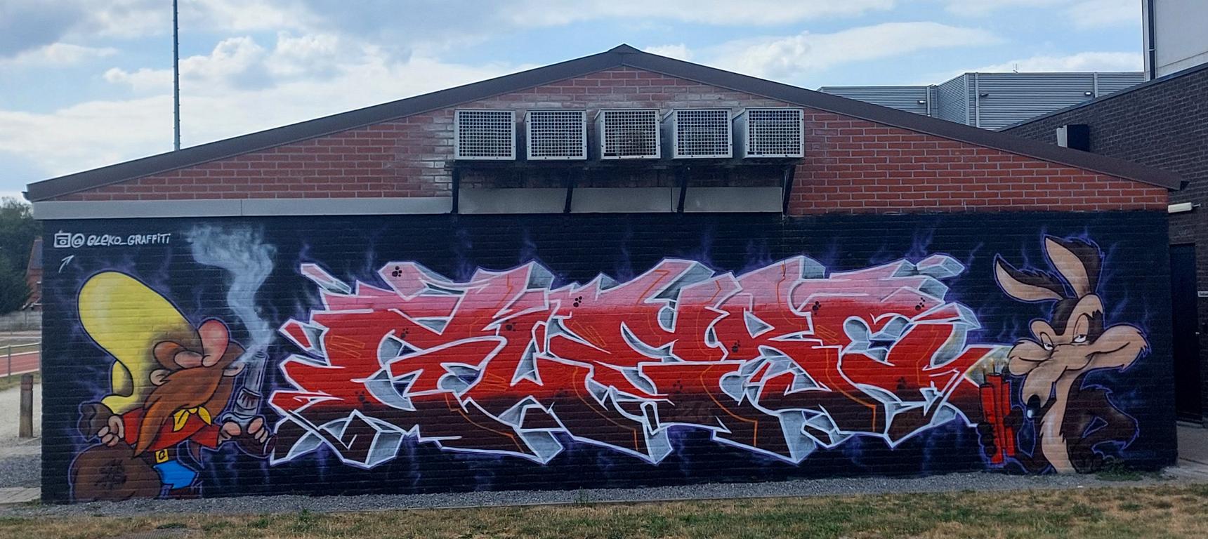 Glenn Van Roey—undefined