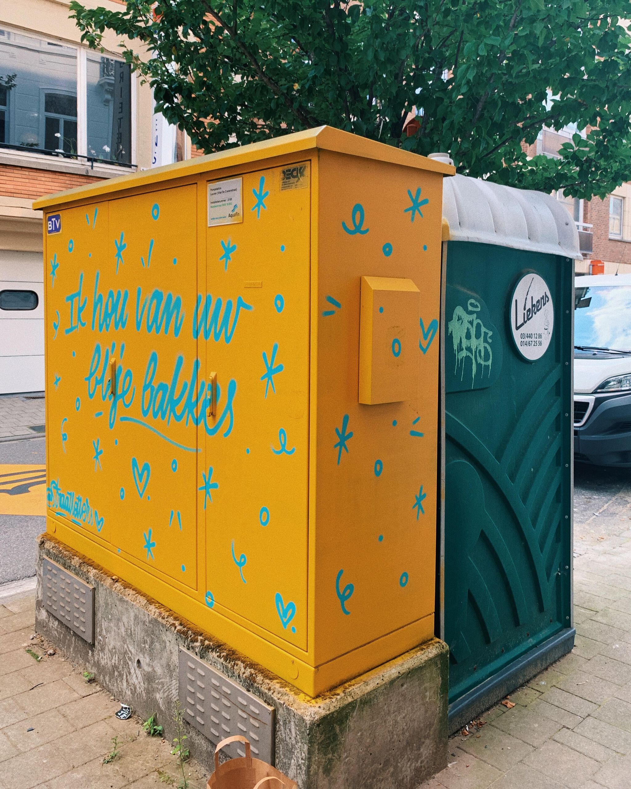 Straatletters&mdash;ik hou van uw blije bakkes