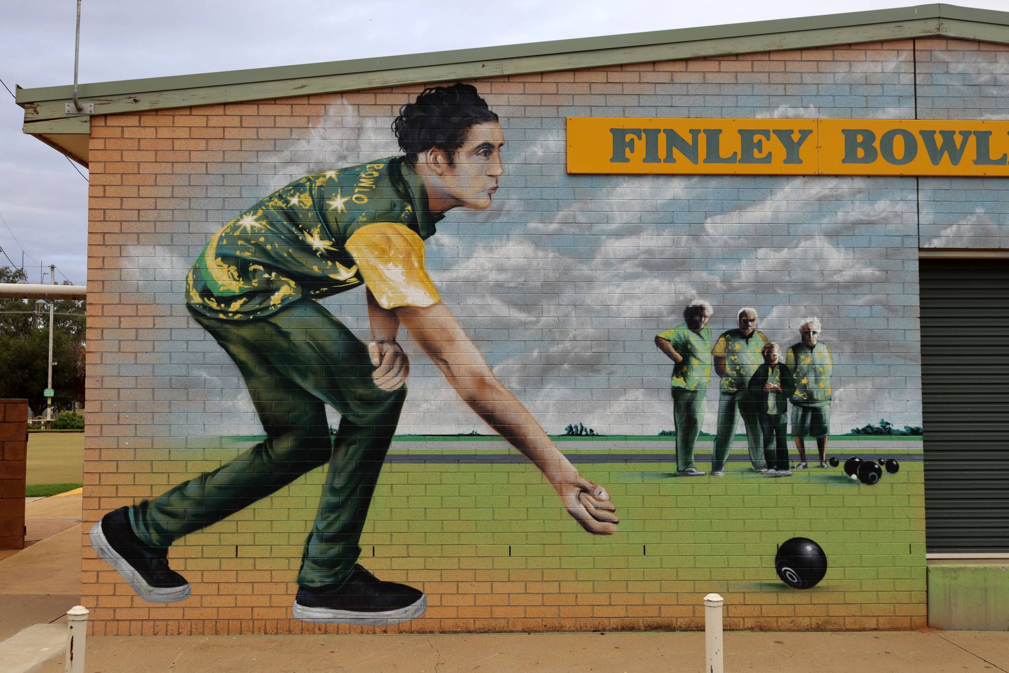 Heesco, Damien Mitchell&mdash;Finley Bowling Club