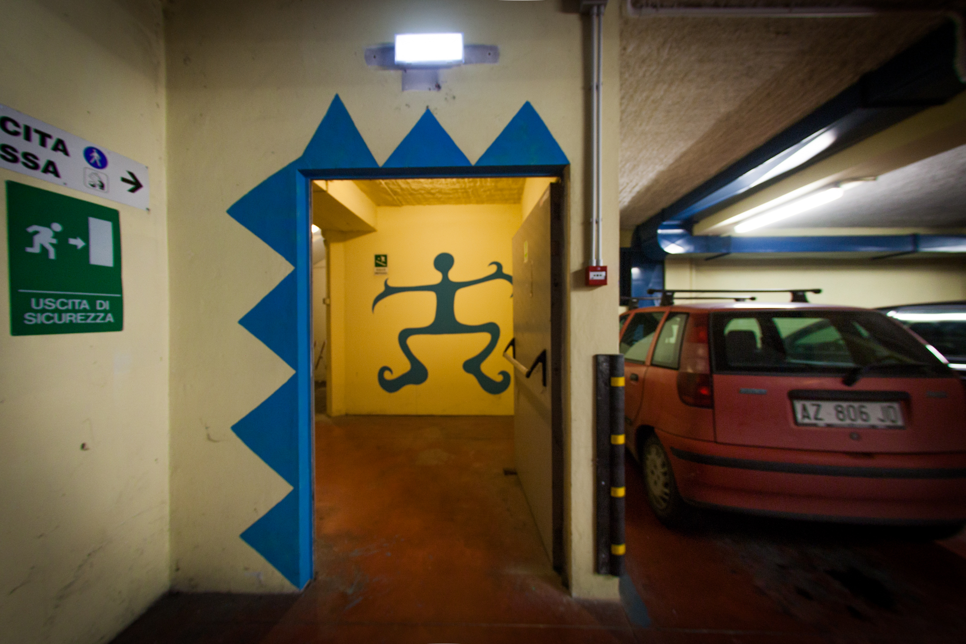 Art Parking Cialdini by yapwilli, RUN, Gio Pistone - Street Art Cities