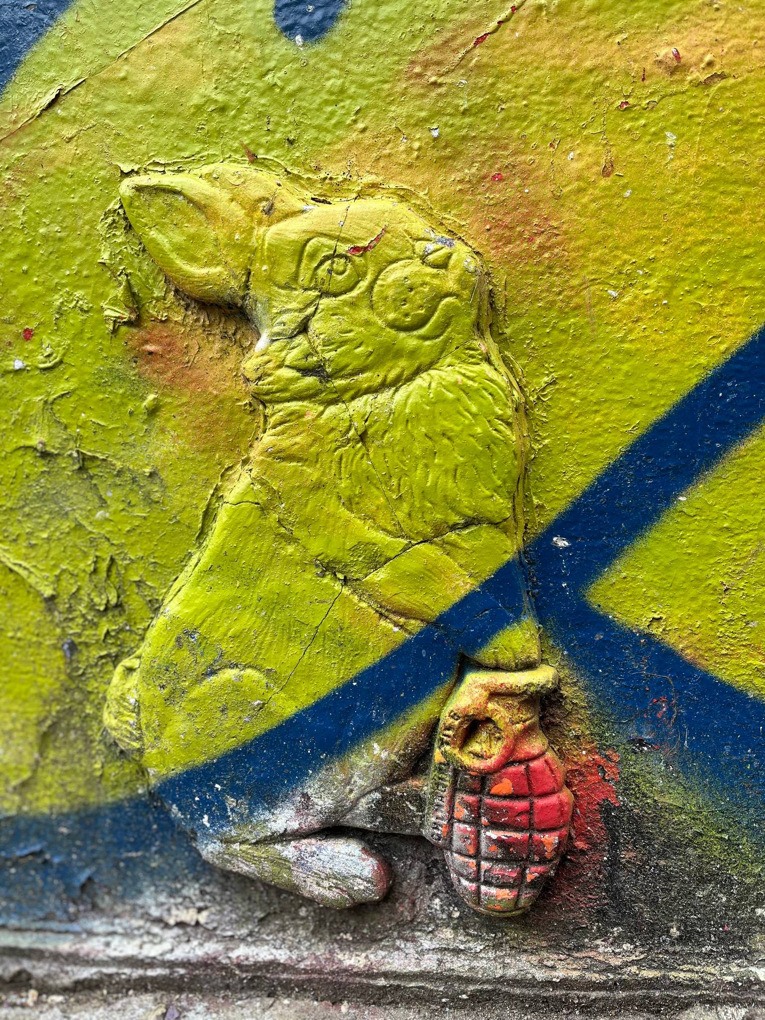 Chinagirl Tile&mdash;Rabbit with a hand grenade