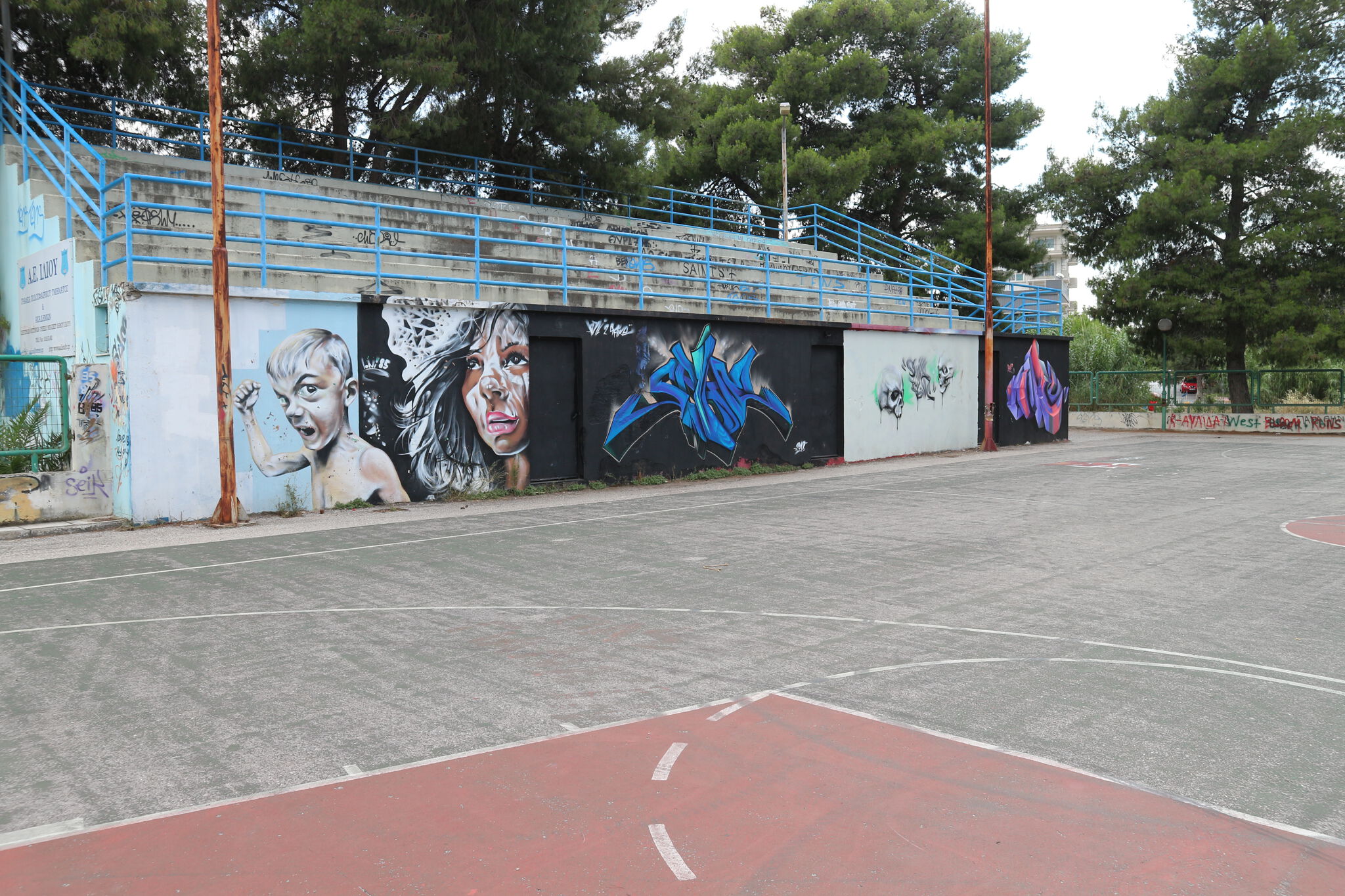 Loni85, Platonas, Komet1&mdash;Basketball Court - Multiple Artworks