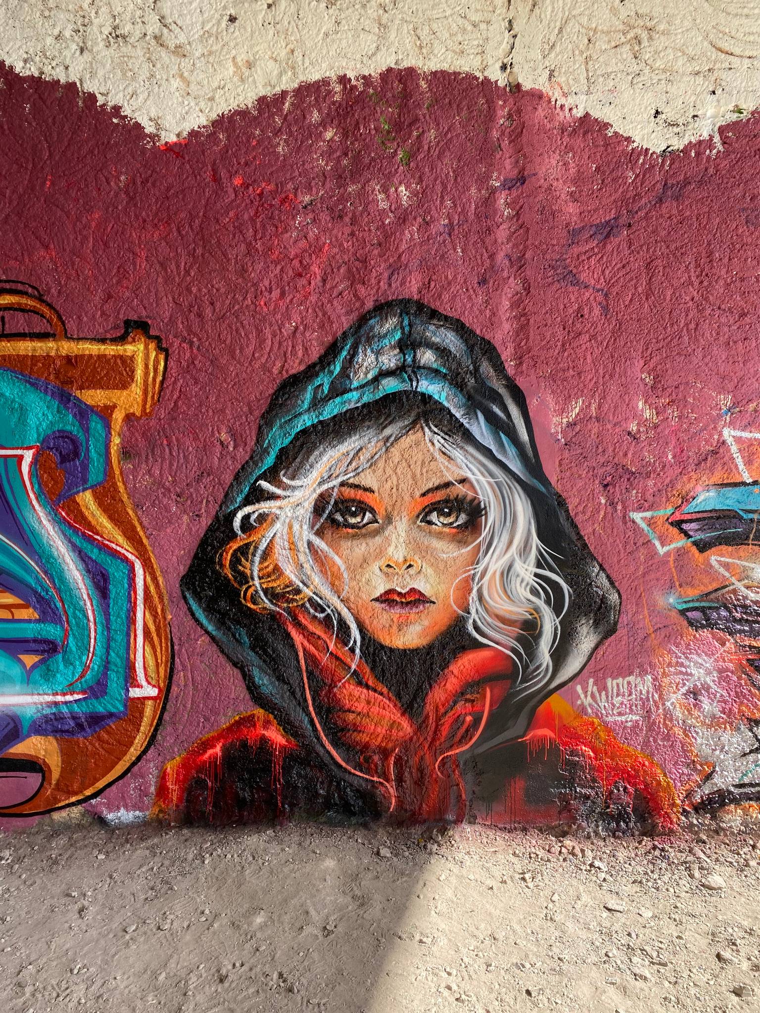 Kwim&mdash;Graffiti girl 
