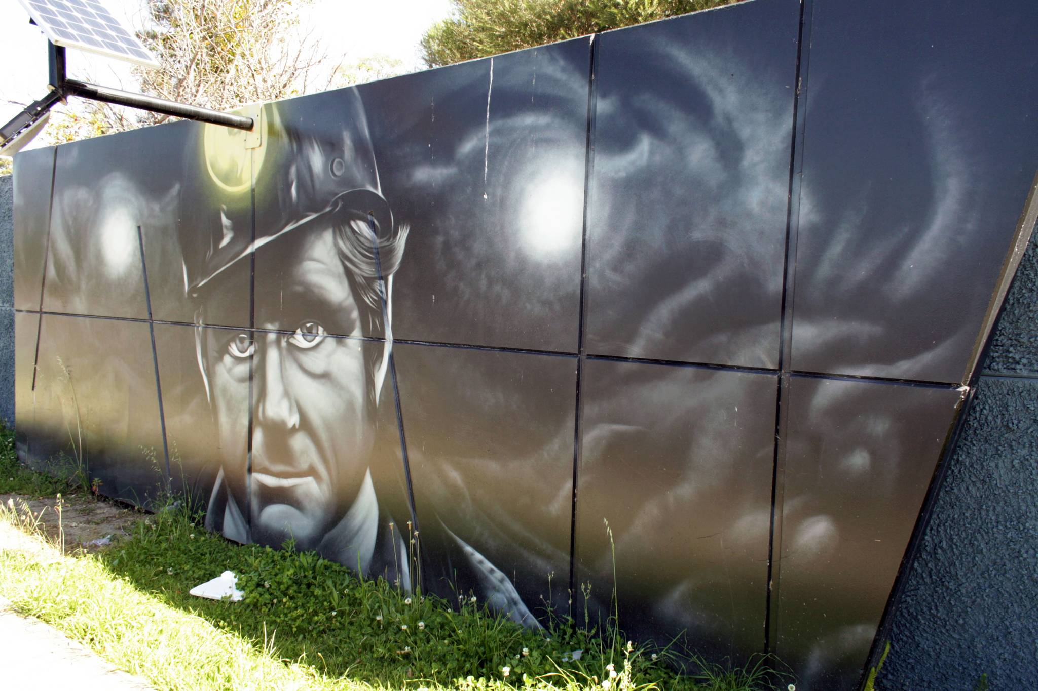 Urban Art Australia&mdash;Coal Miner