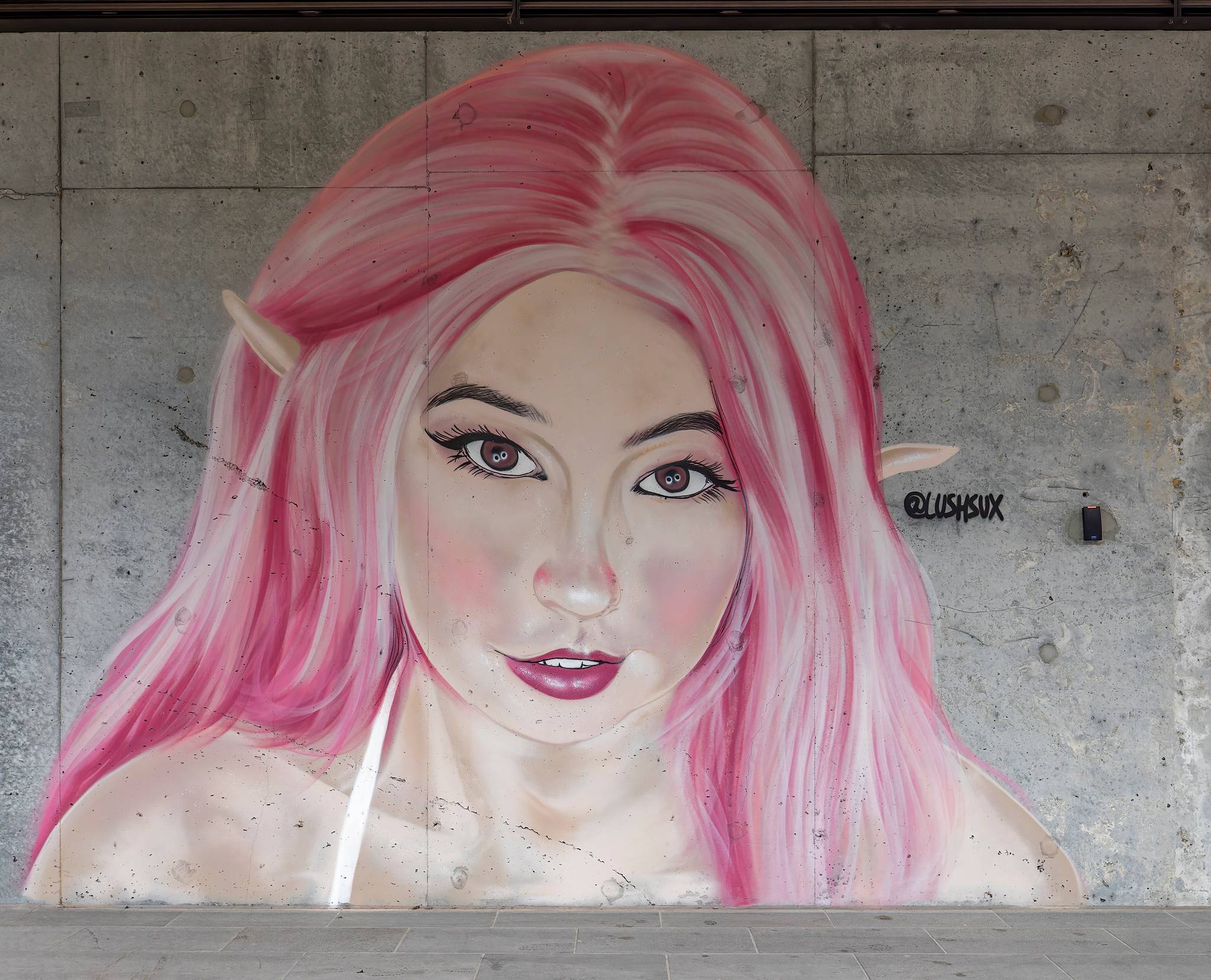 Belle Delphine by Lushsux - Street Art Cities