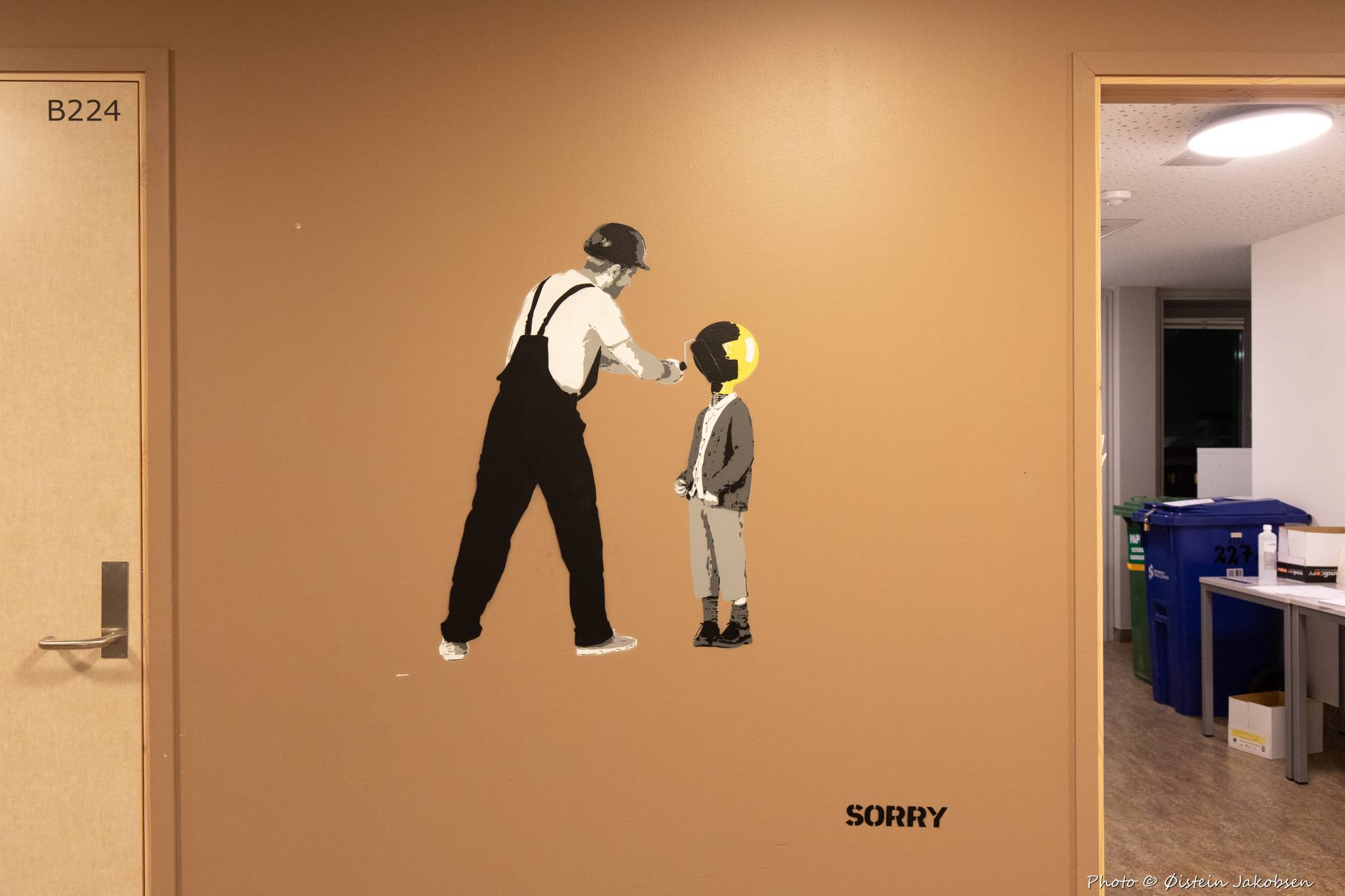 SORRY&mdash;Dark Ideas