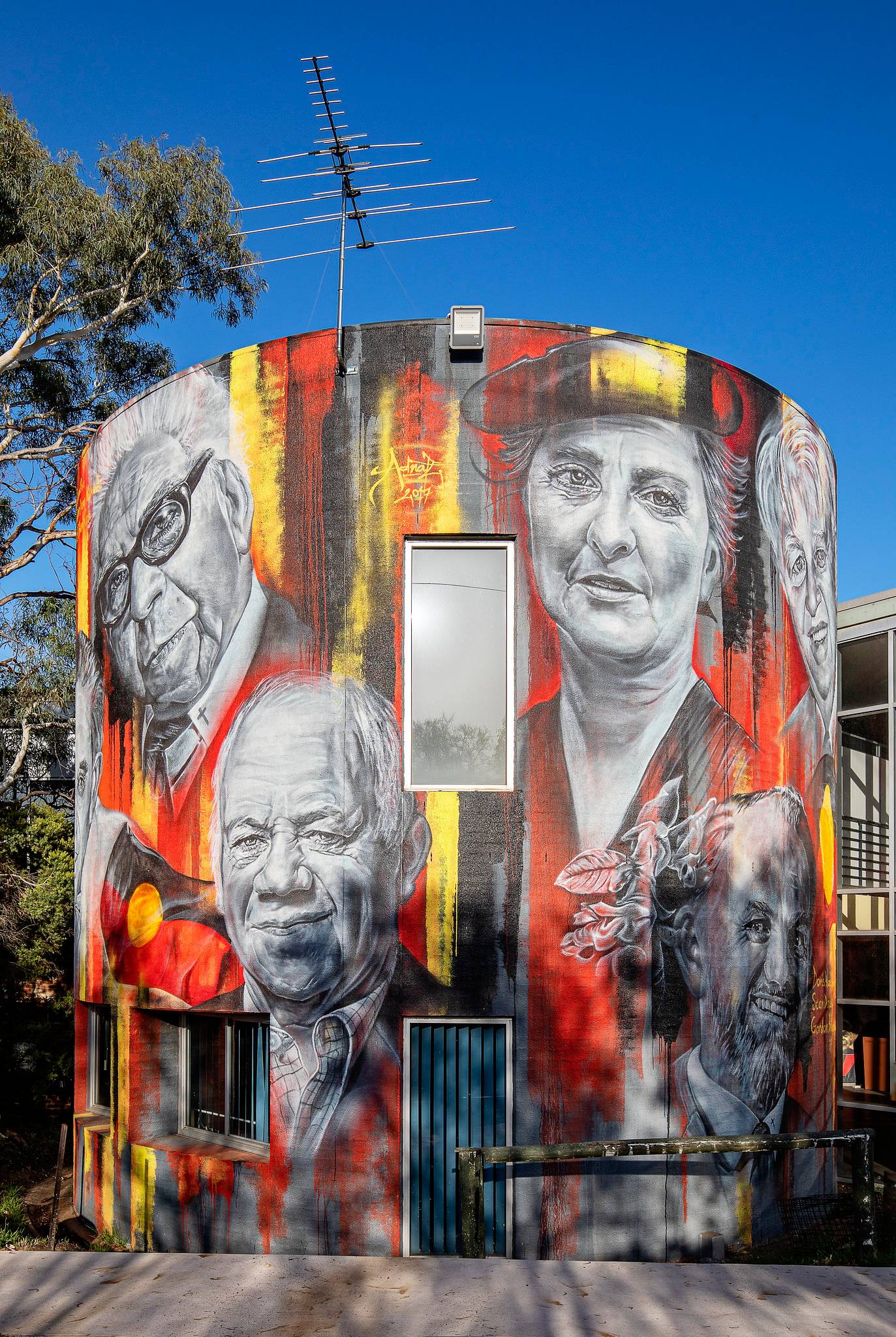 Adnate&mdash;undefined