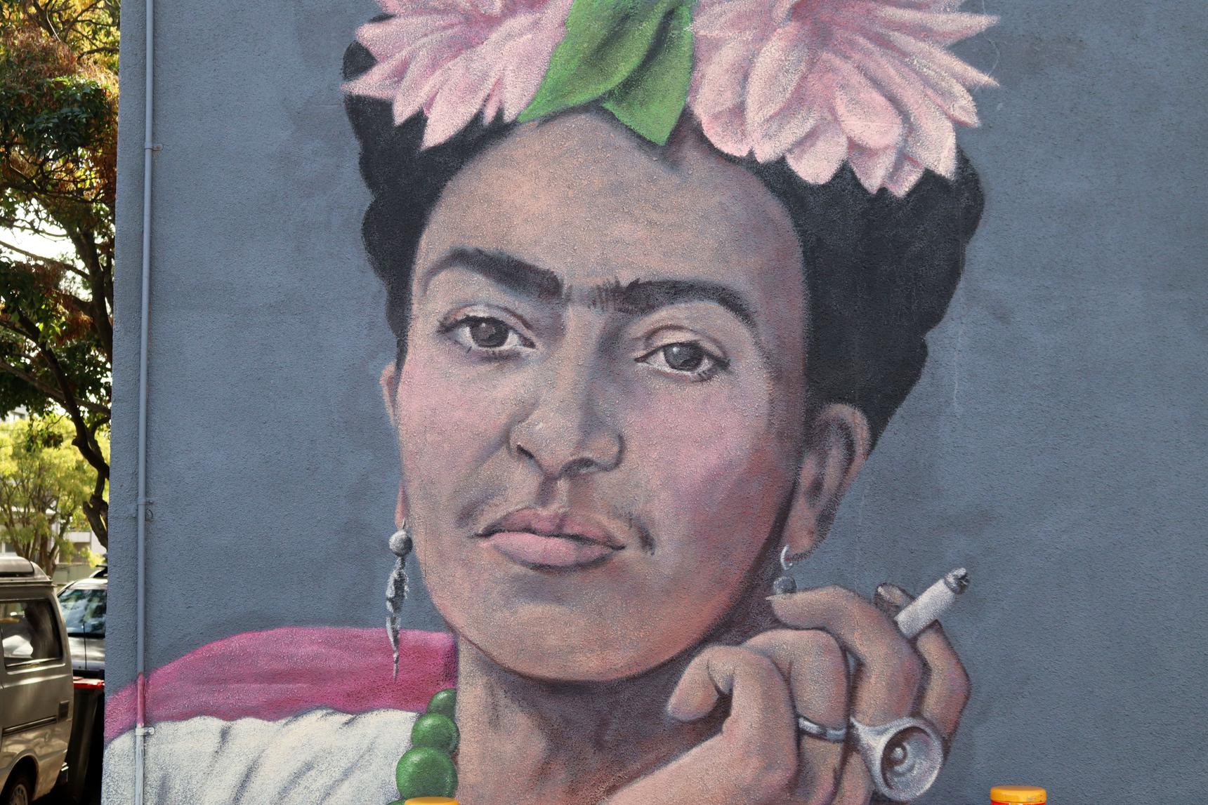 Oliver Wall—Frida