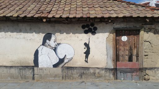 Rangel with Banksy girl 