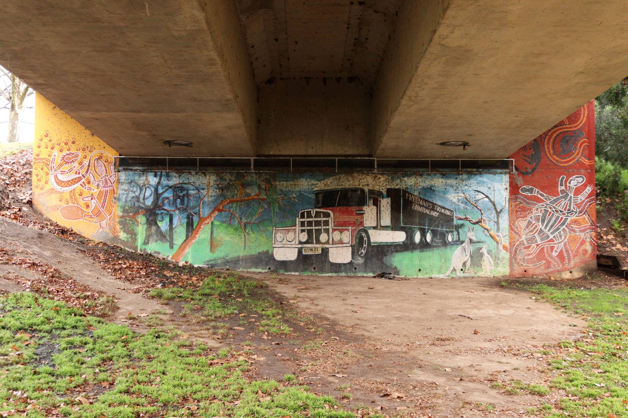 Kym Freeman&mdash;Cowra Bridge Pylons