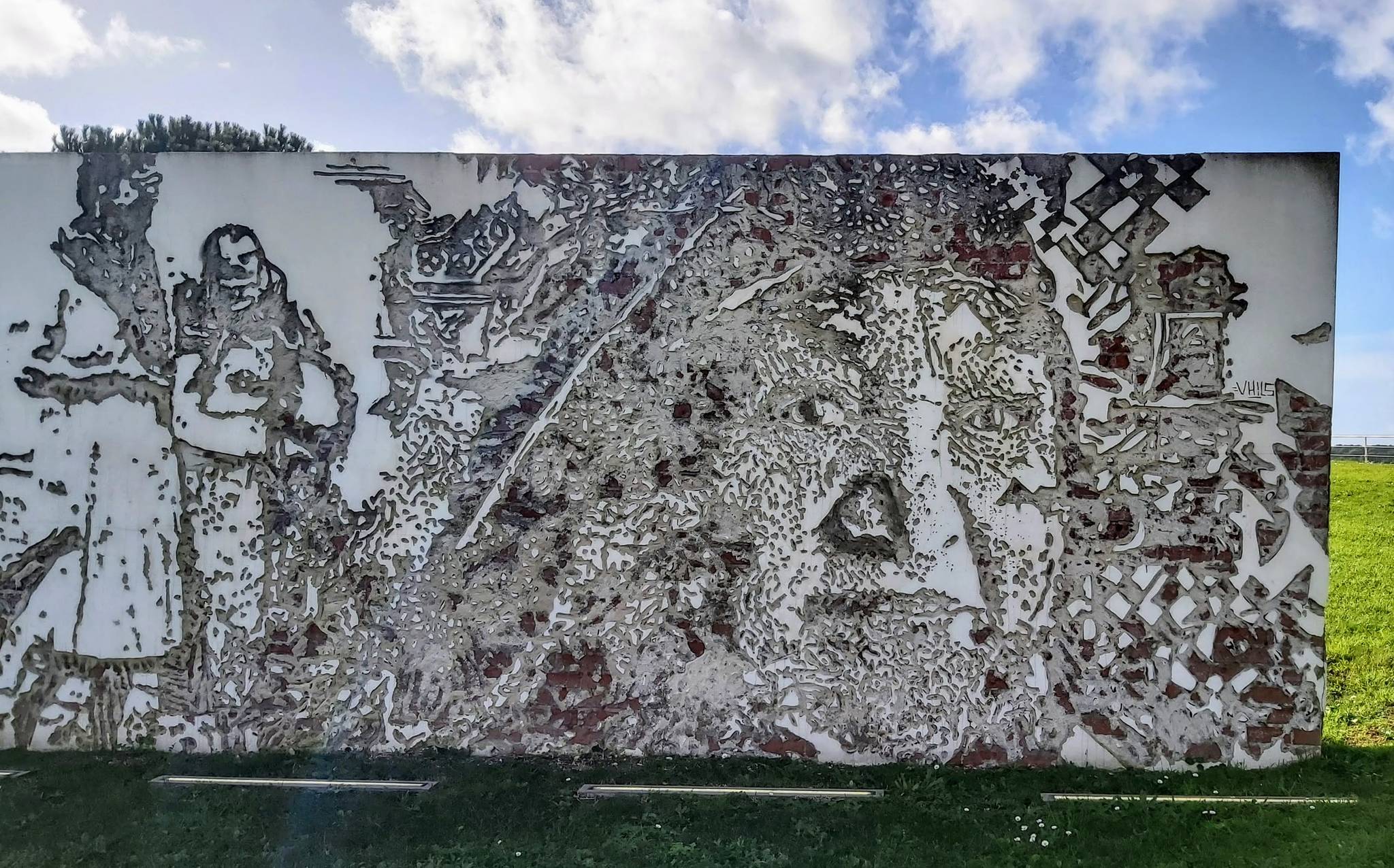 Vhils&mdash;Mulheres do Mar