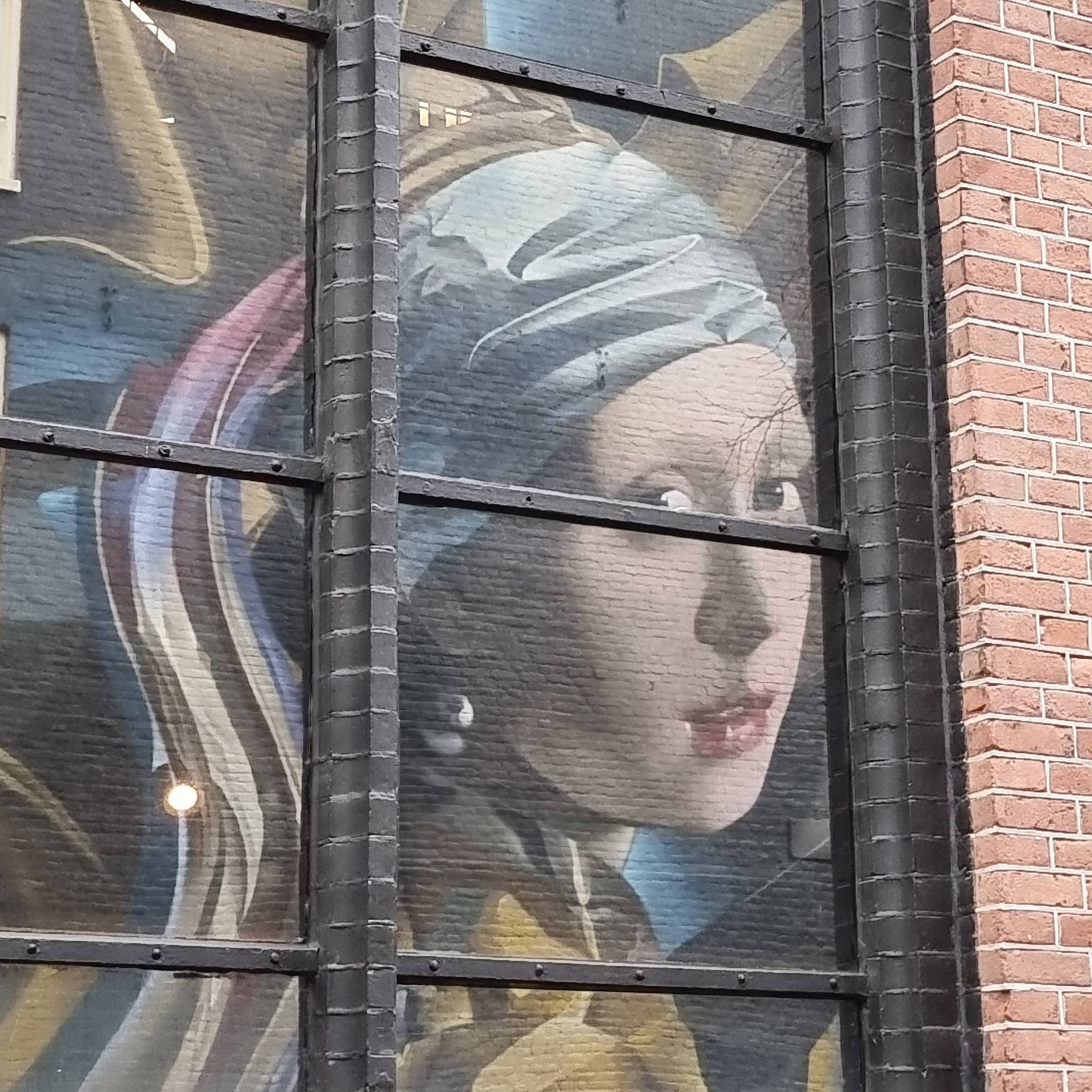 Beyond&mdash;Girl with the pearl, J.Vermeer