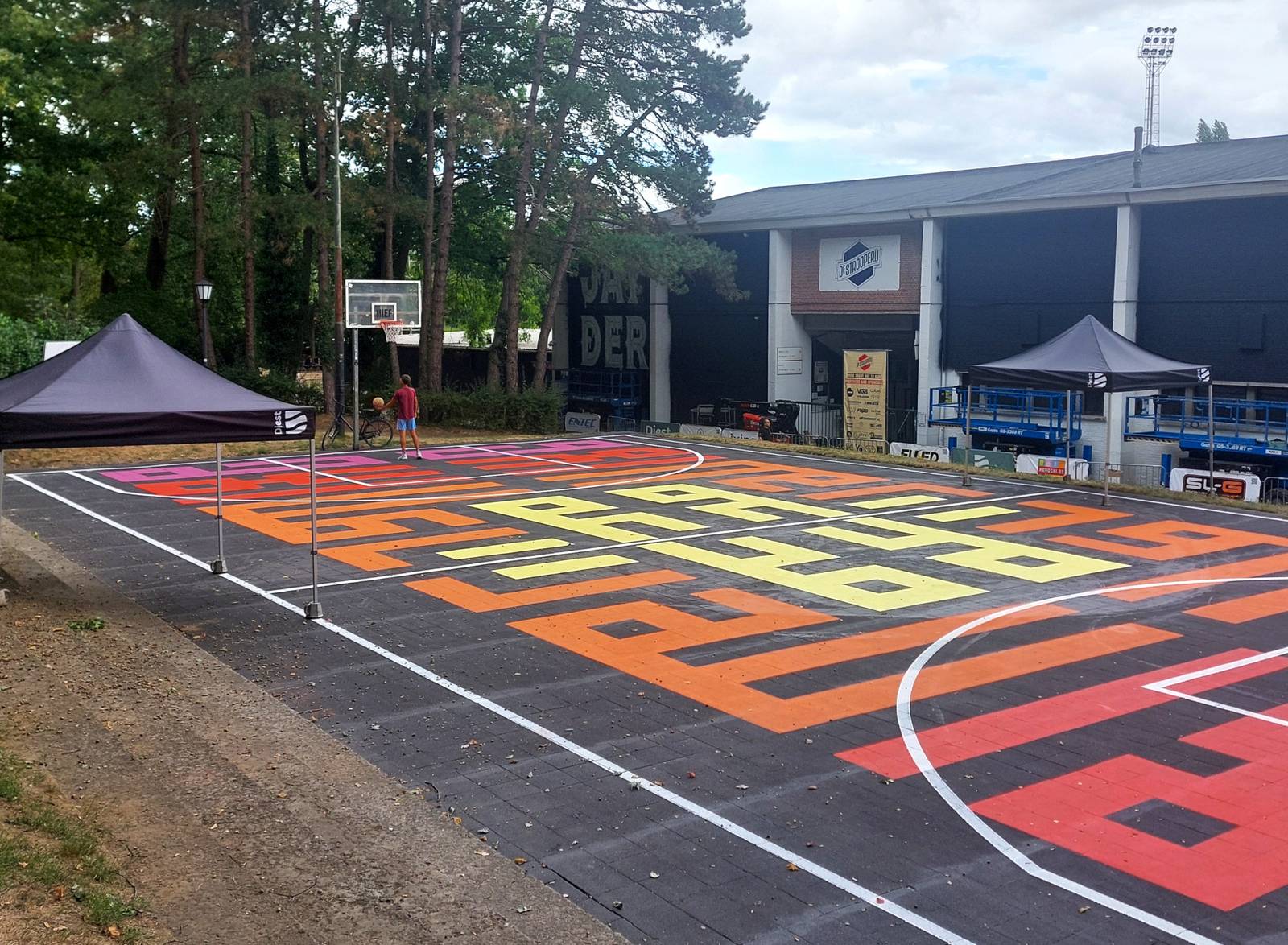 Mister Cash—Alien Hieroglyphics