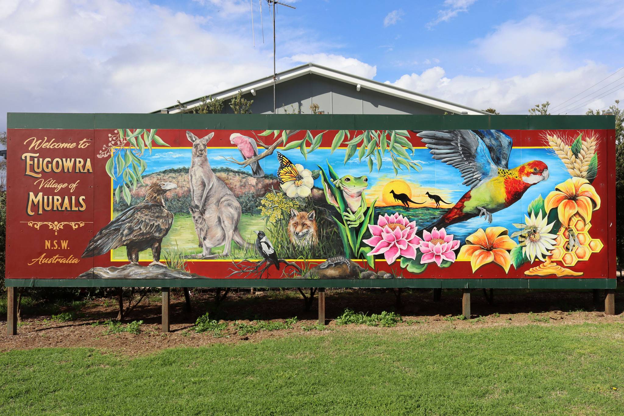 Sharon Fensom&mdash;Welcome to Eugowra Village of Murals