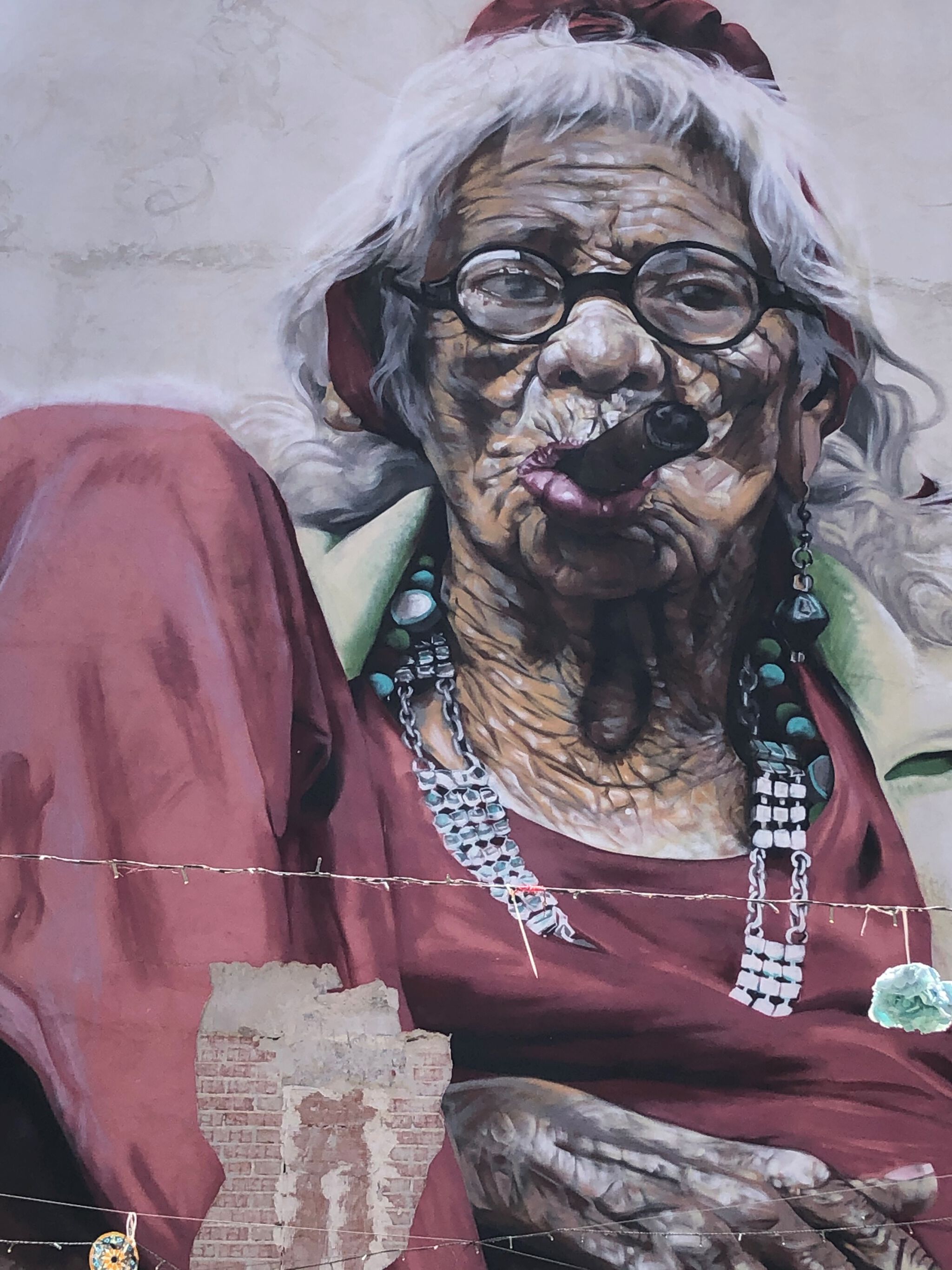 Murales Lian&mdash;Smoking Graciela