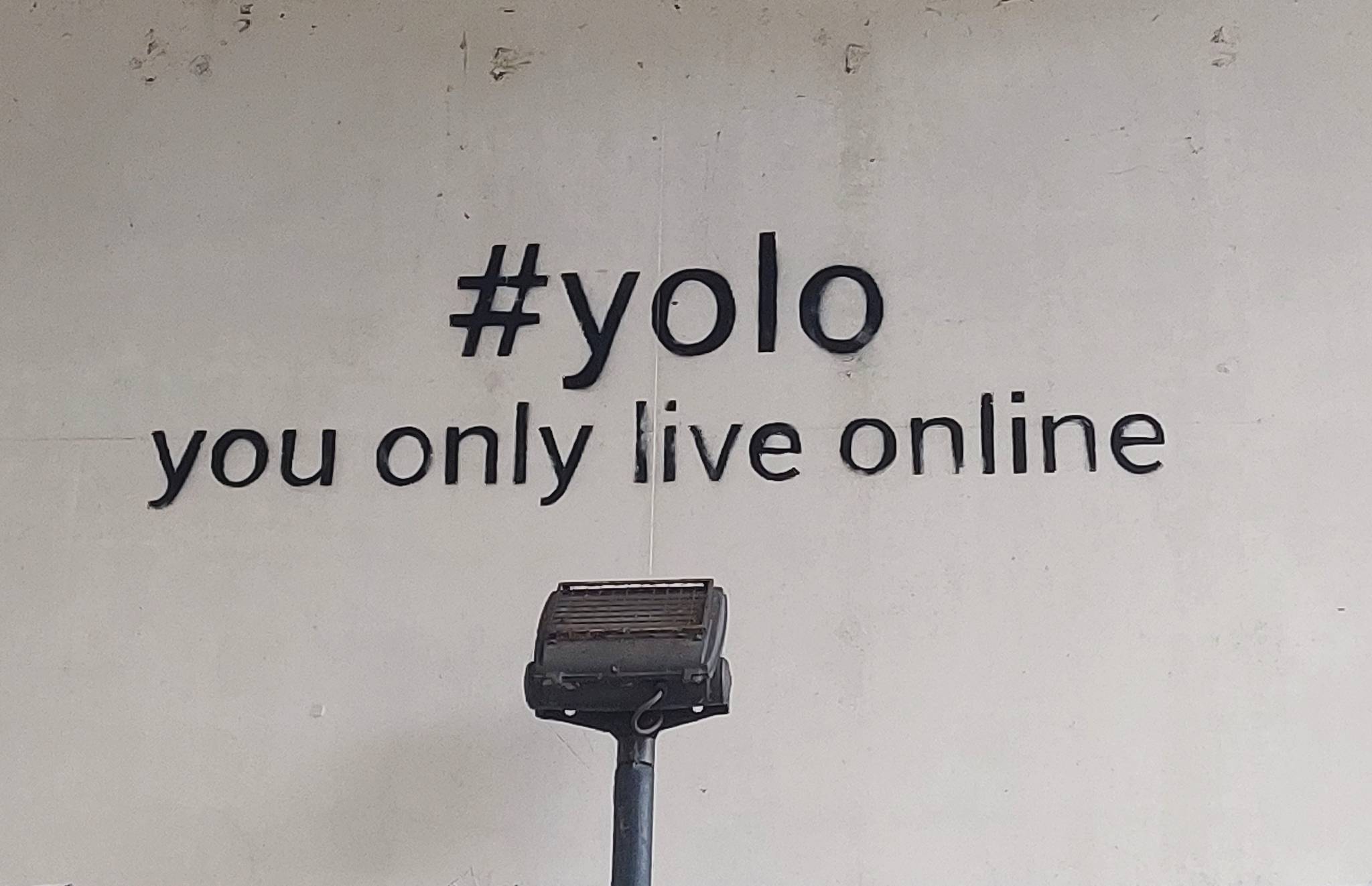 Apac&mdash;You only live online