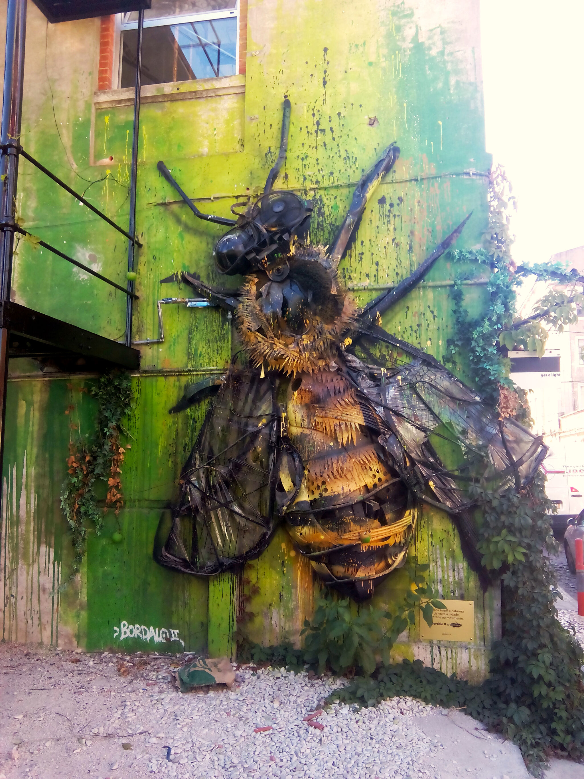 Bordalo ll&mdash;Bee