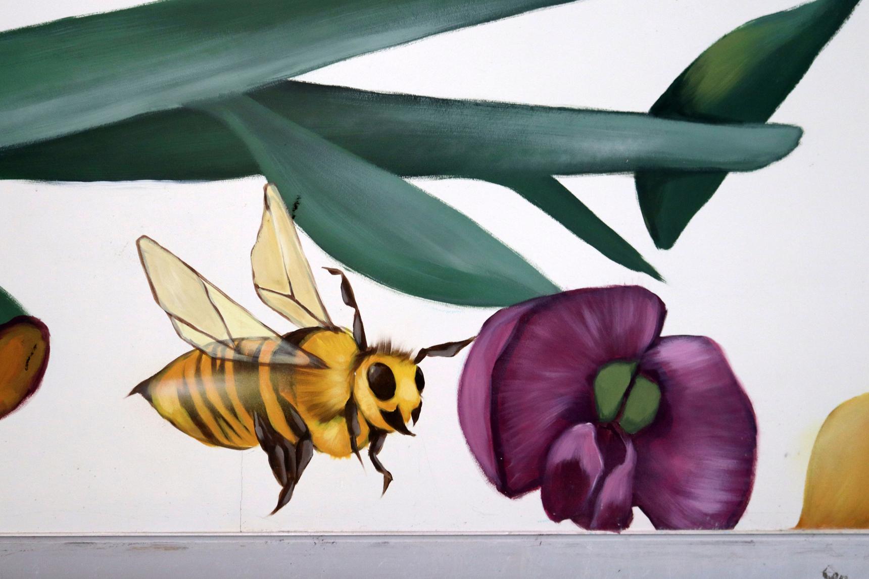Stynabyna—Bees and Peas