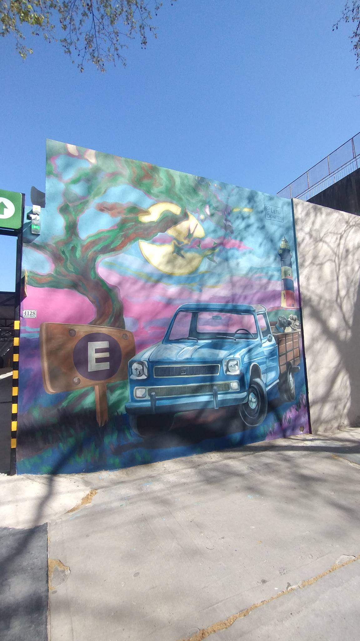 Leti Bonetti&mdash;Mural para un estacionamiento 