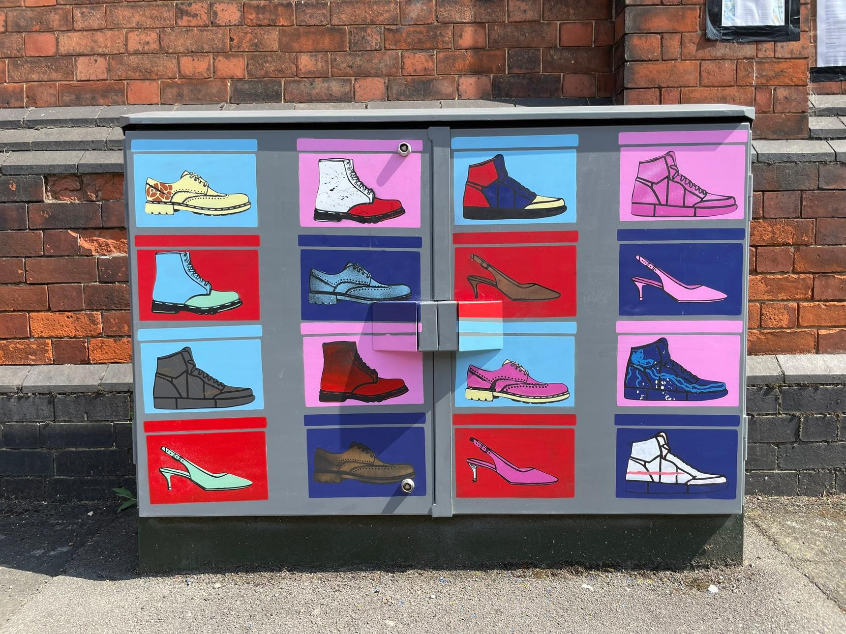 909 Art, Shine Arts & Well-Being—Take a Walk in my Shoes