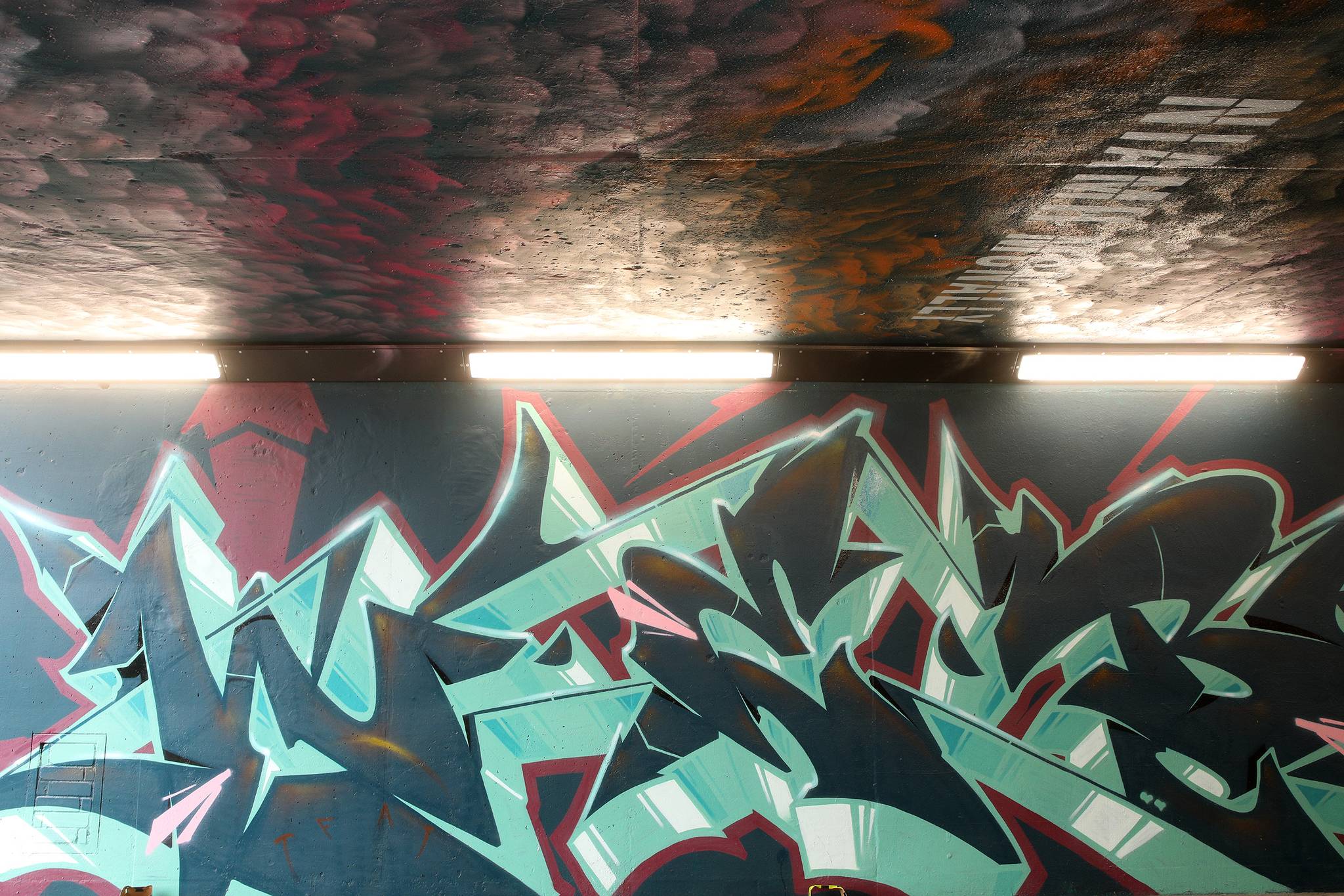 KVLR, Emic, Friz, Bore, noka, Kone, Noys, Fenz, Jam, joke, Snak&mdash;Tunnel Vision