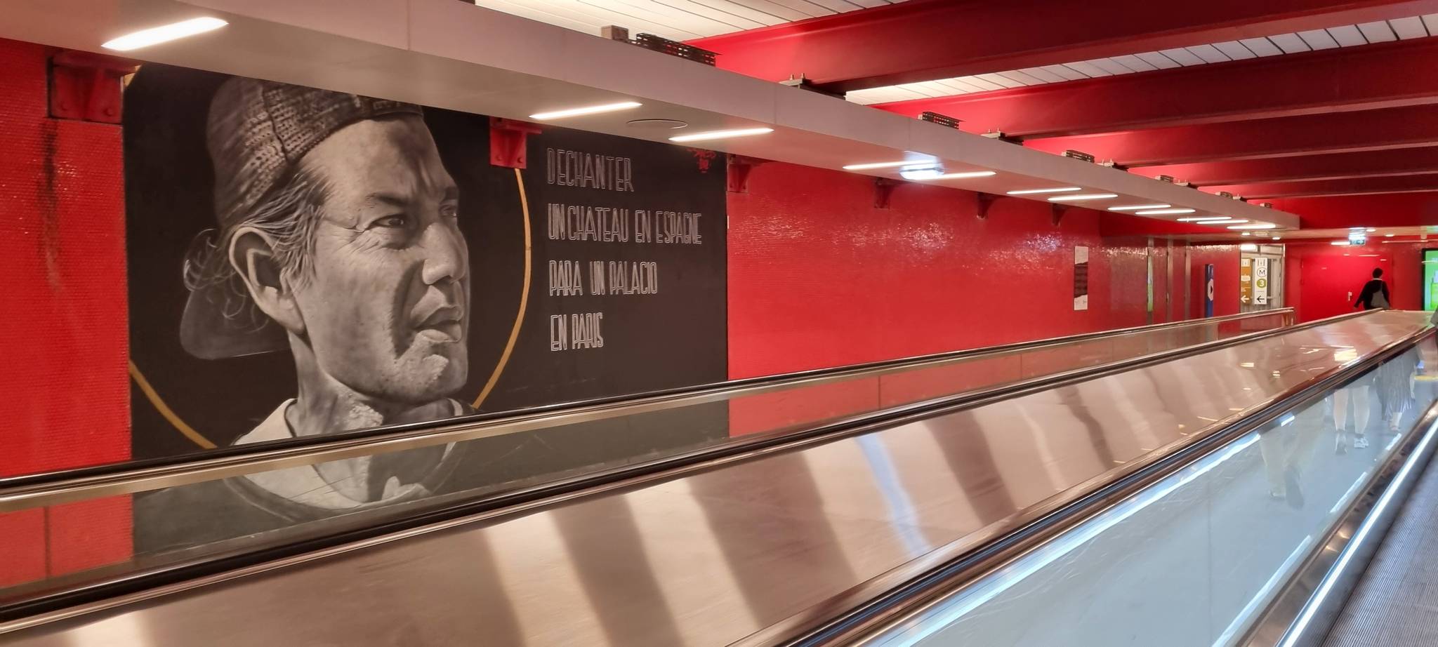 &mdash;Mur Auber, inside the subway station between Auber & Opera