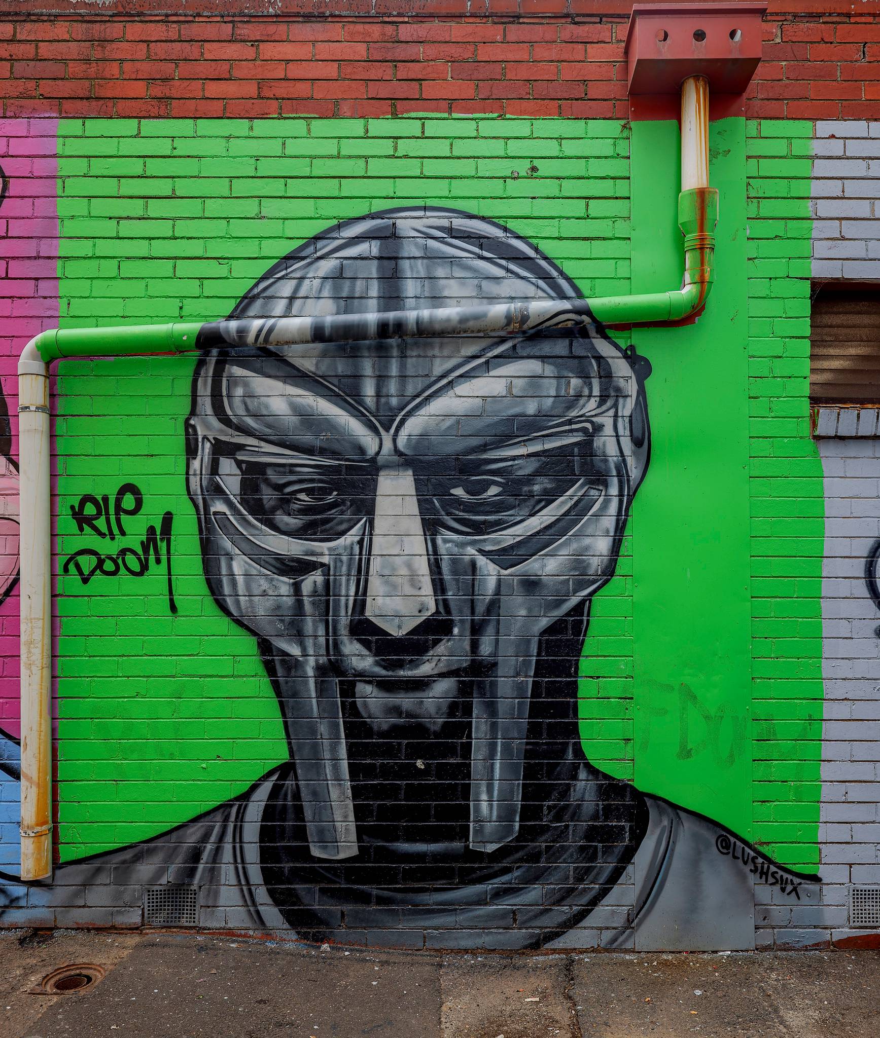 Lushsux&mdash;MF Doom