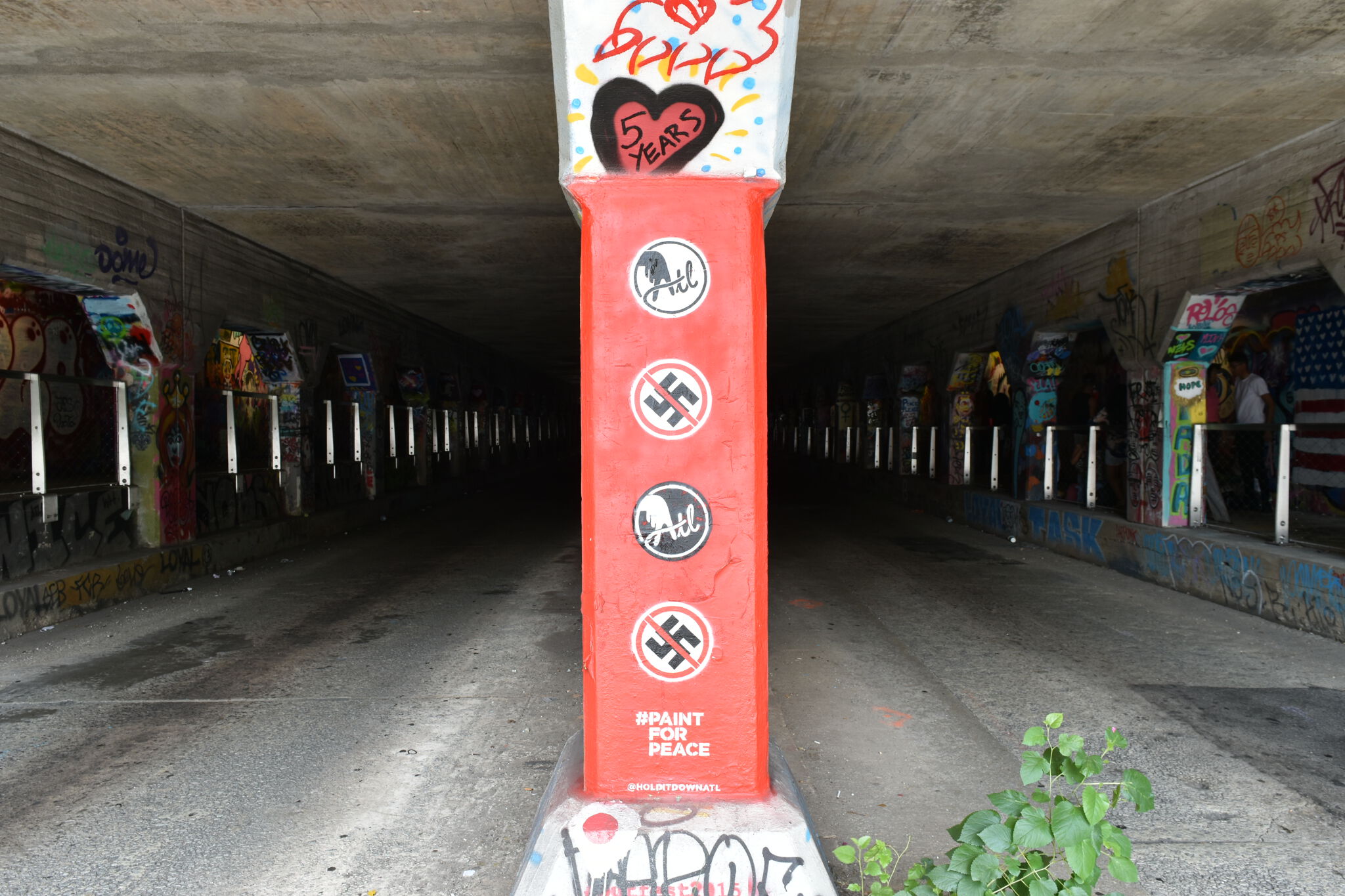 Various Artists&mdash;Krog Street (graffiti) Tunnel