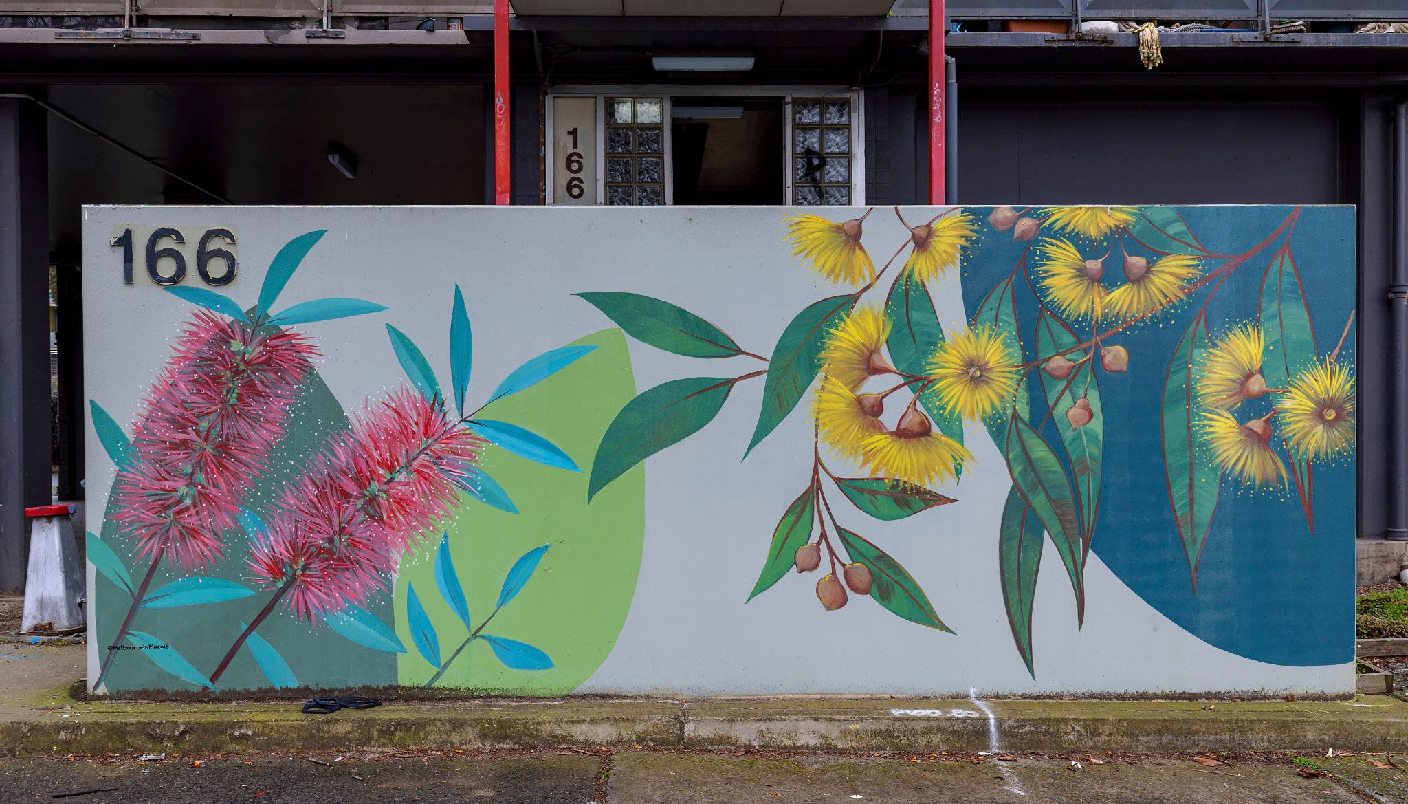 Melbourne's Murals&mdash;Bottle-brush and Flowering Gum