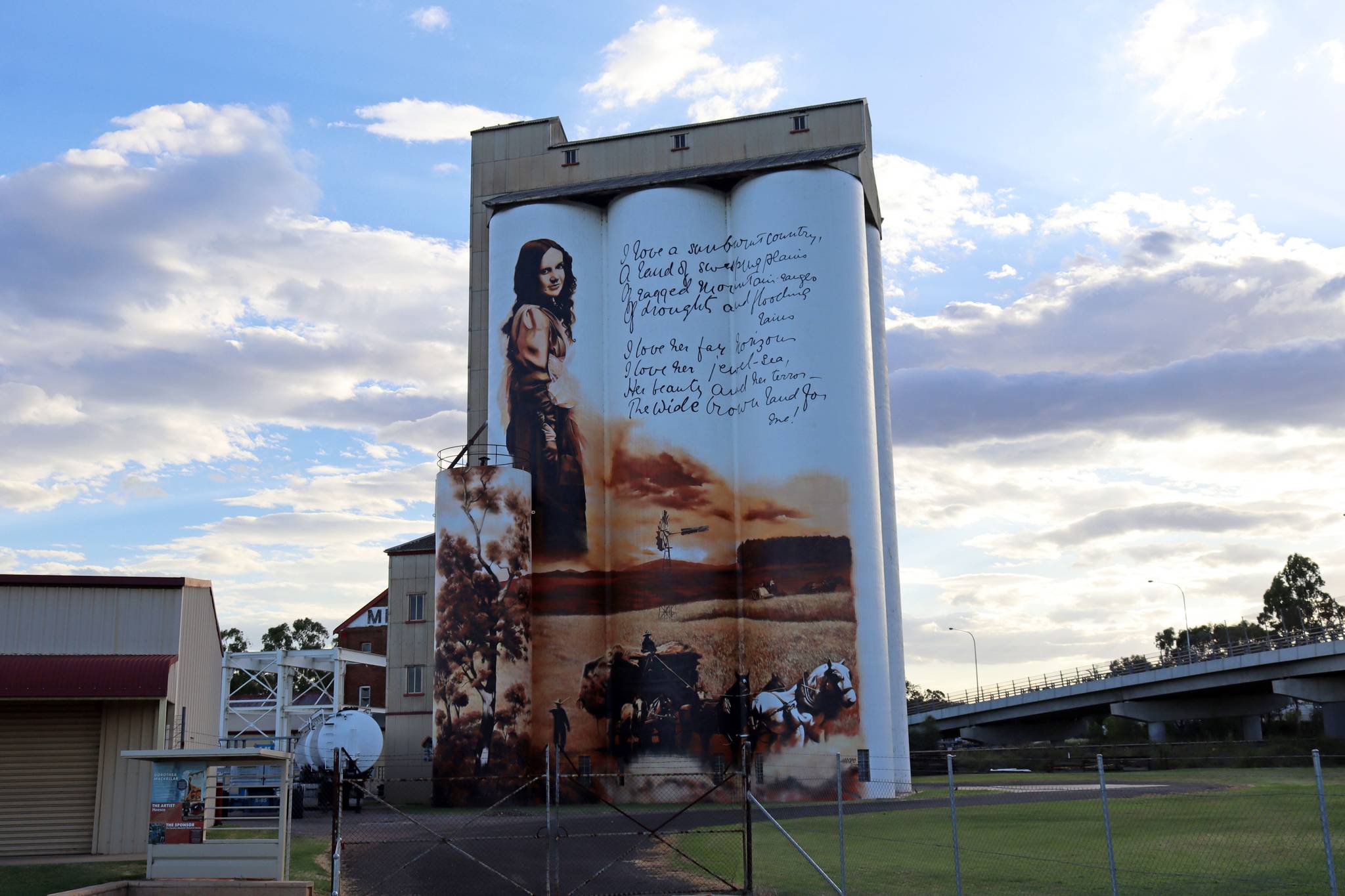 Heesco&mdash;Gunnedah Maize Mill Dorothea Mackellar Mural