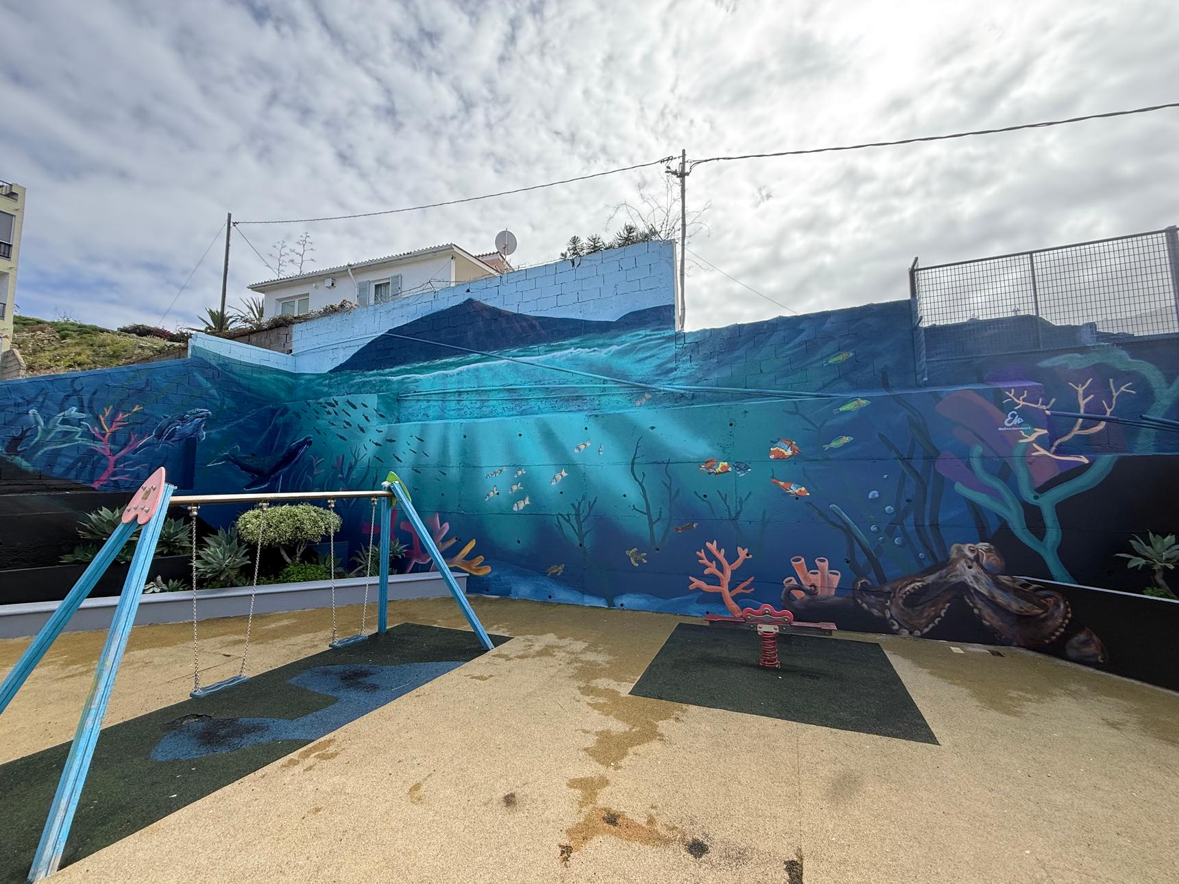 Elia Estévez —Mural Playa San Marcos