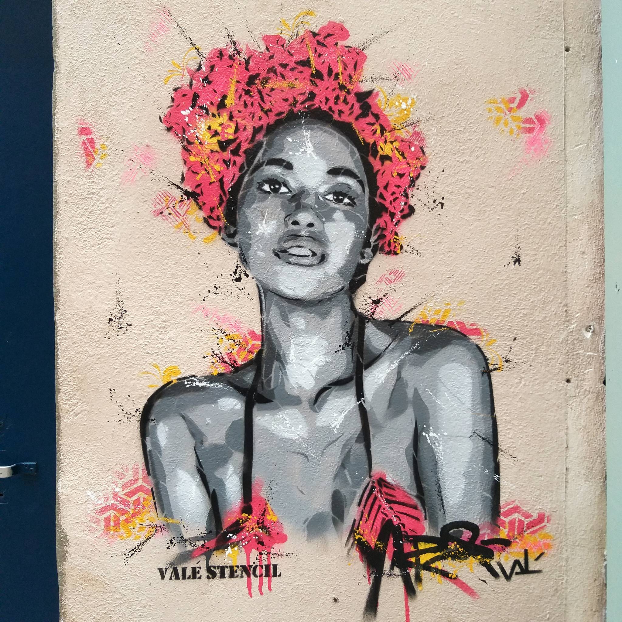 Vale_Stencil&mdash;Woman