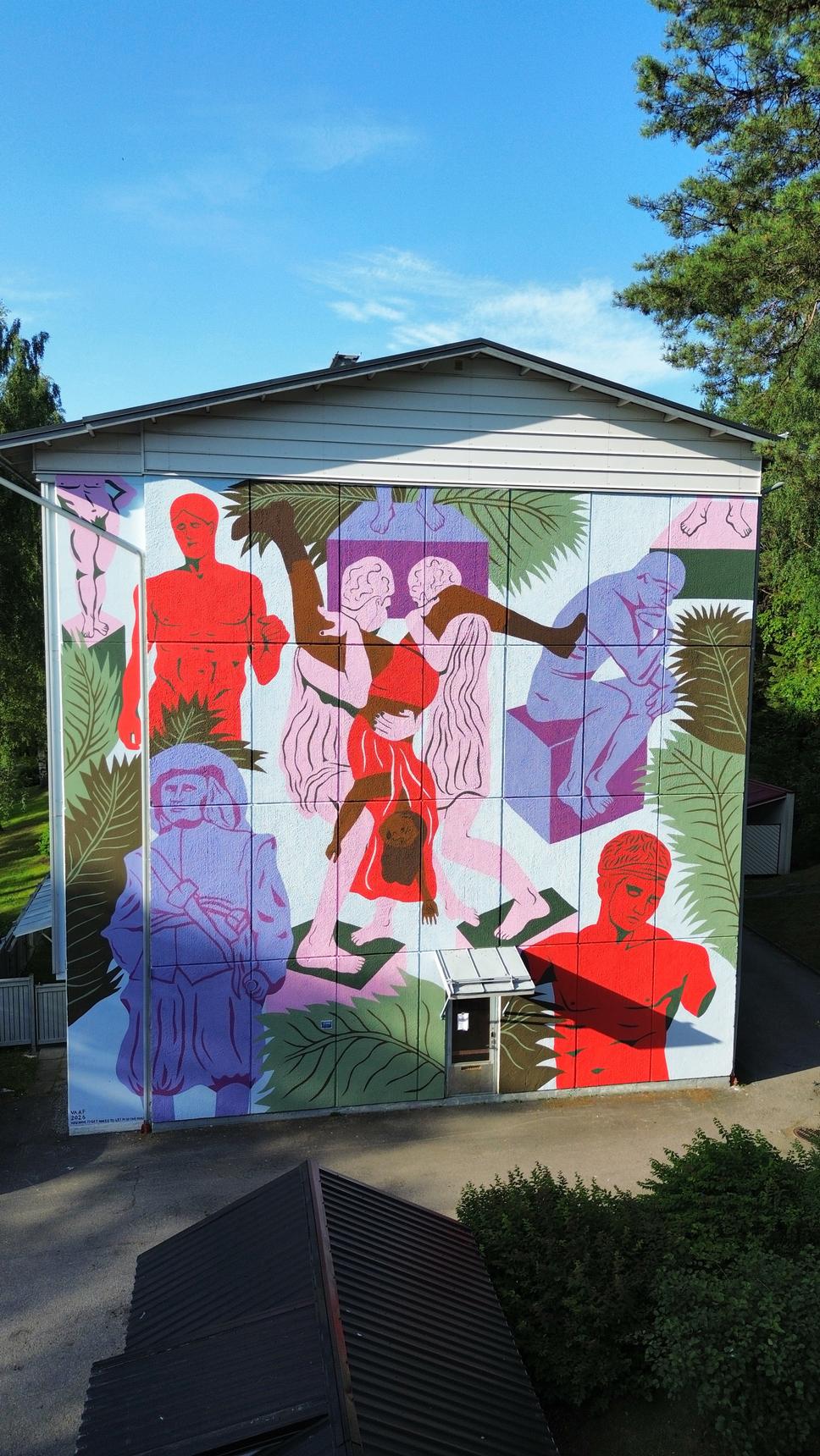 VAAF—You have to get naked to get into the museum