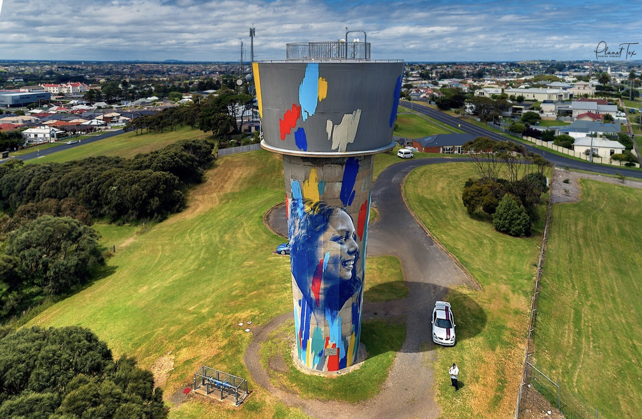 Australian Silo Art Trail, Claire Foxton&mdash;Warrnambool Water Tower