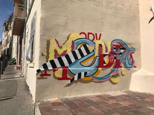 Graffiti in Le Panier