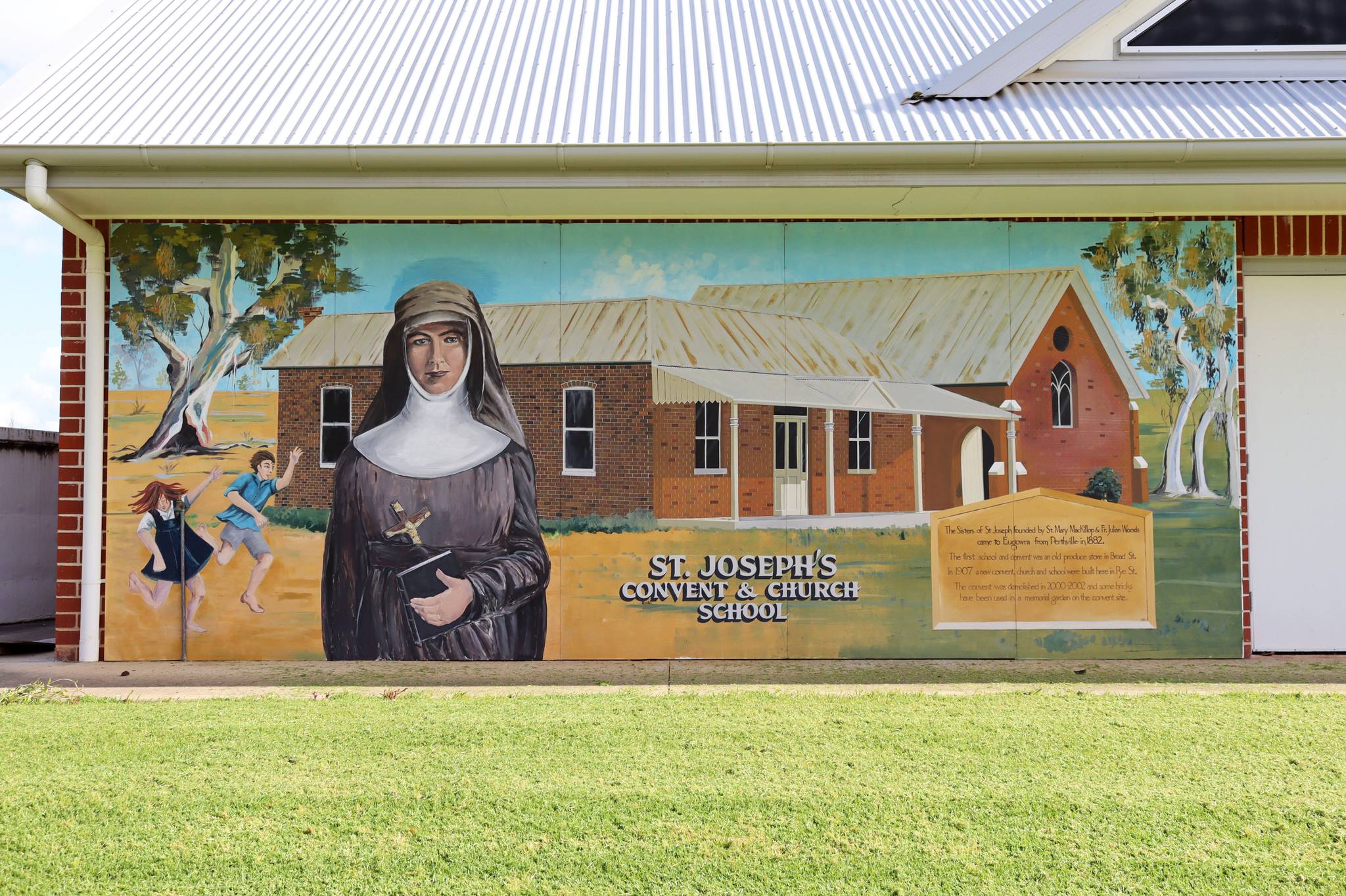 &mdash;Saint Mary MacKillop & St Josephs