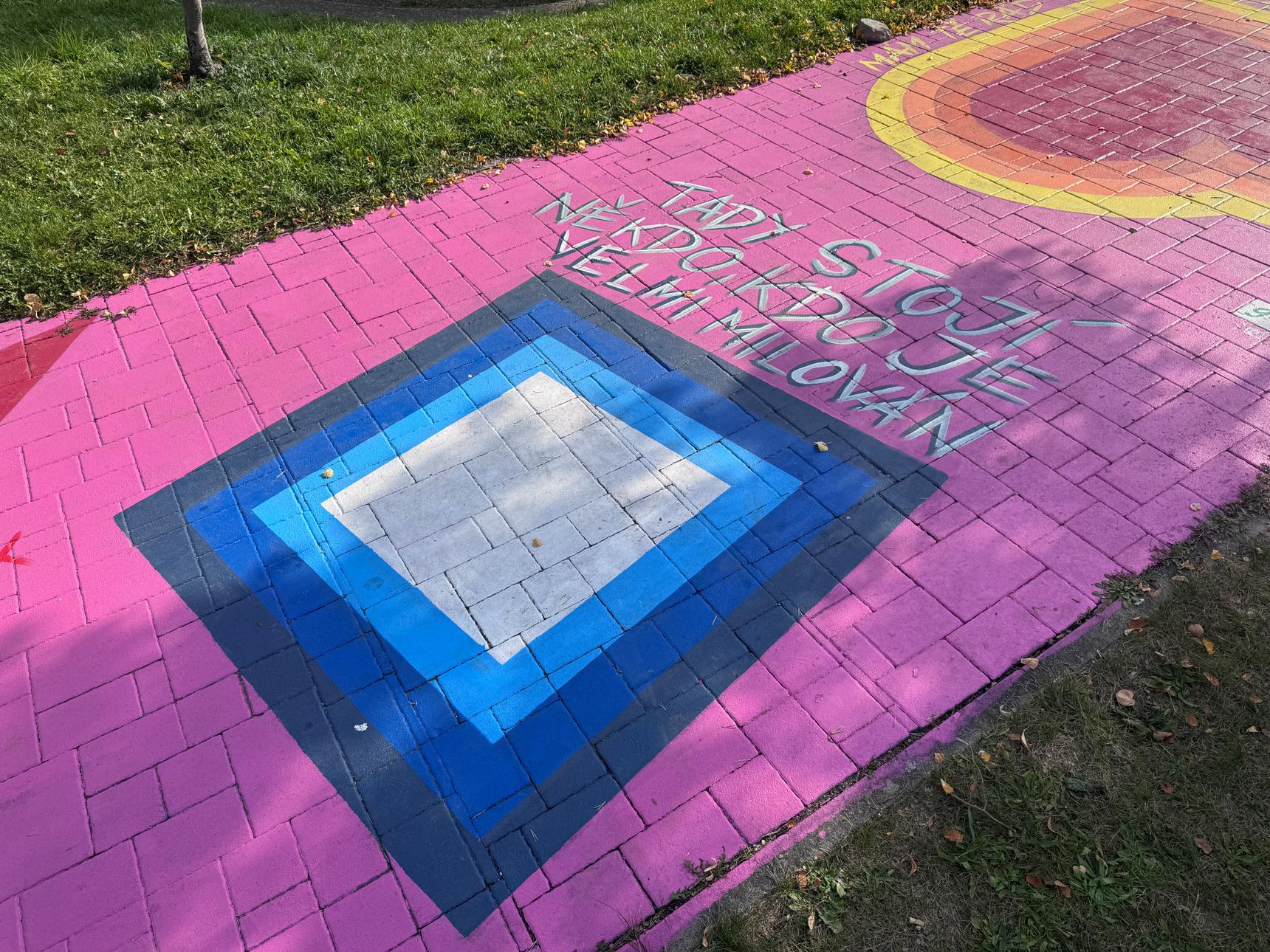 Toy_Box (CZ)—Park Vnitroblok